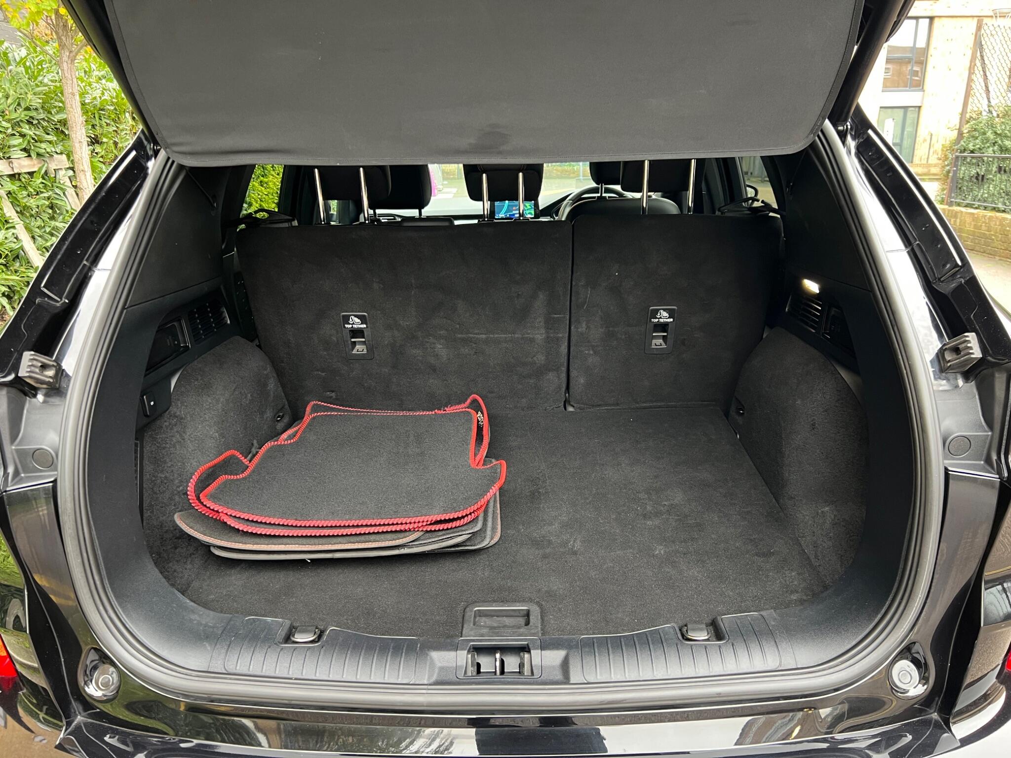 Ford Kuga view 49