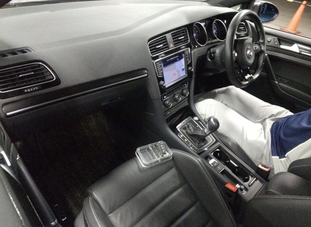 Volkswagen Golf view 5
