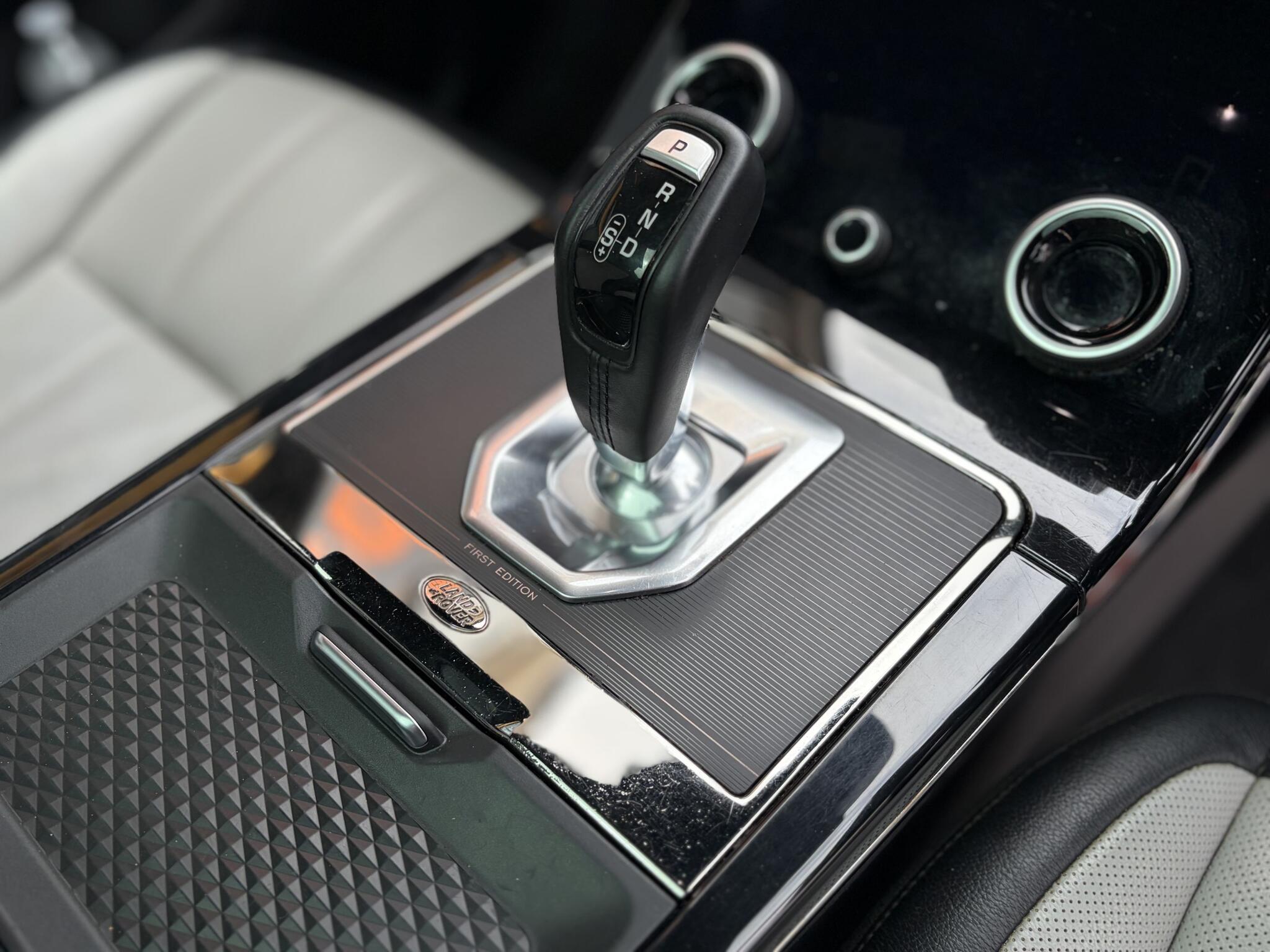 Land Rover Range Rover Evoque view 16