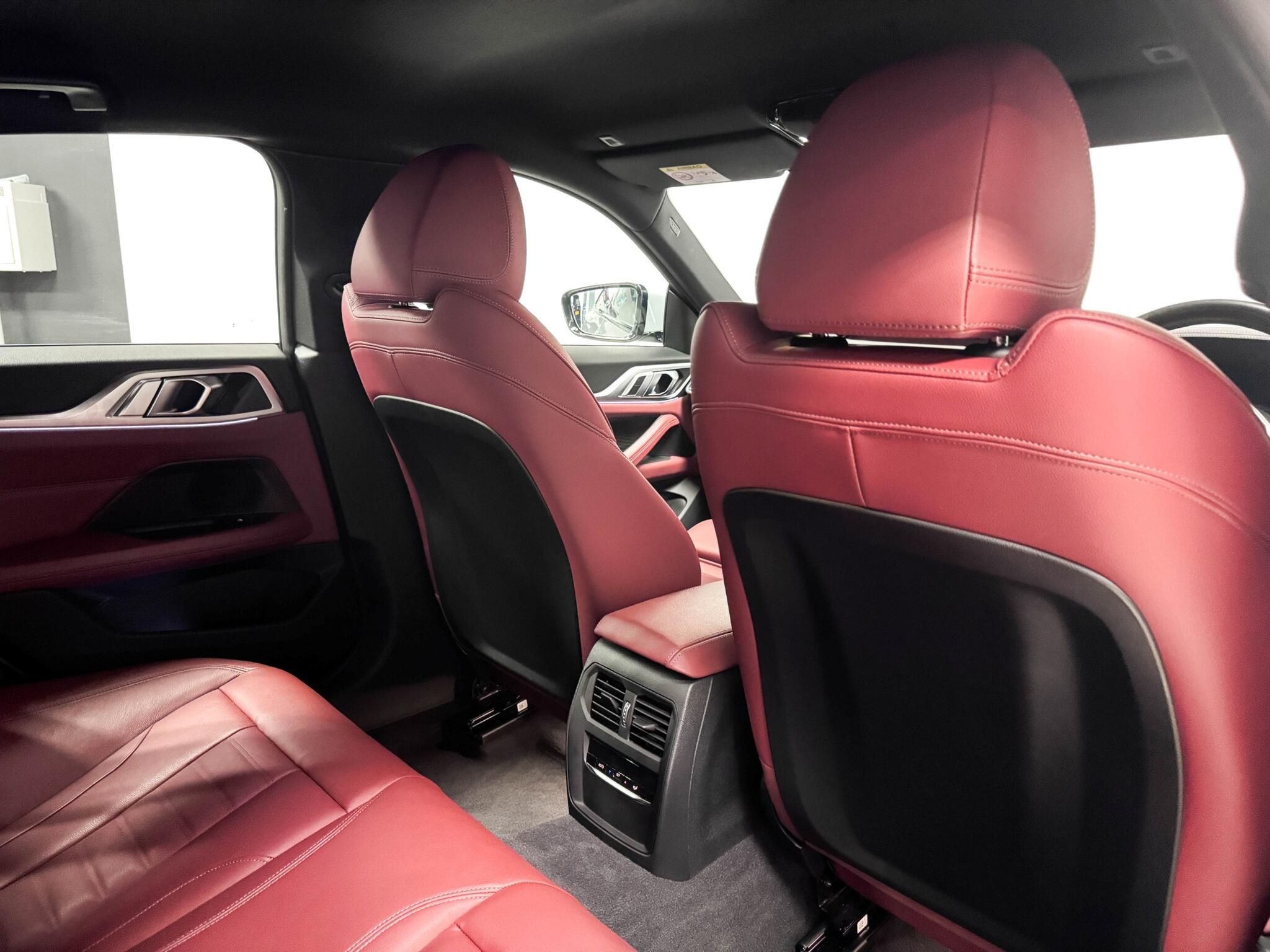 BMW 4 Series view 22