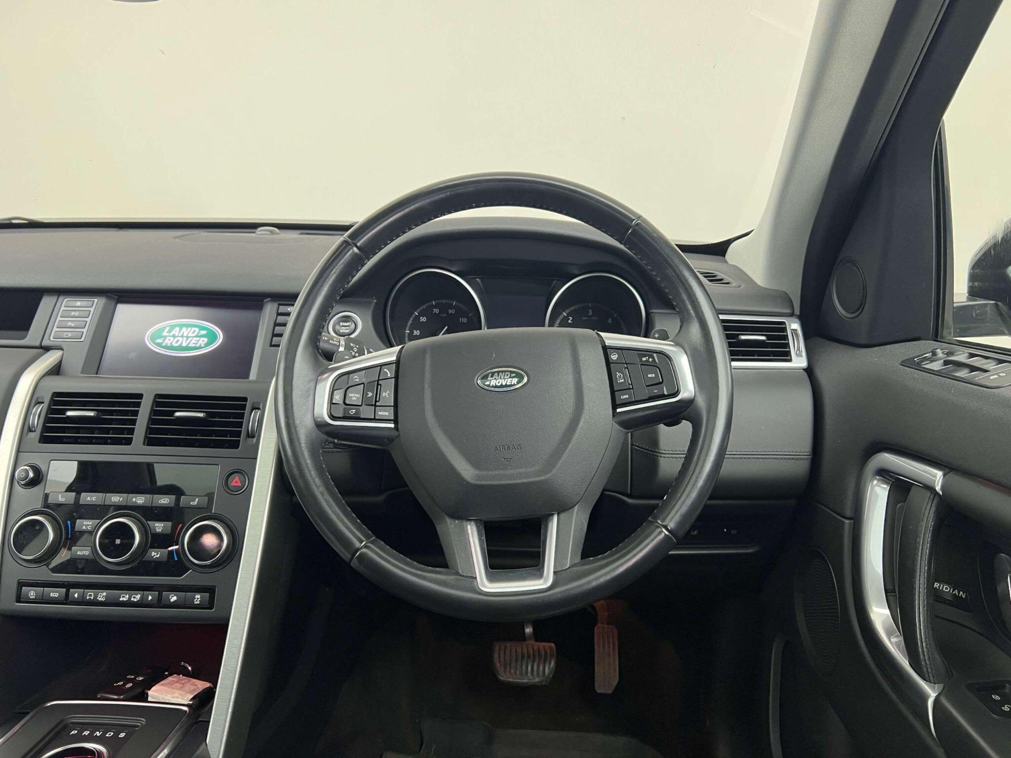 Land Rover Discovery Sport view 42