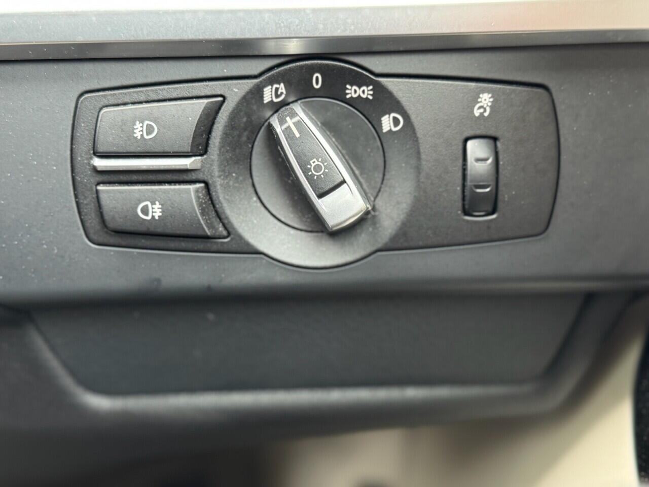 BMW 6 Series view 19