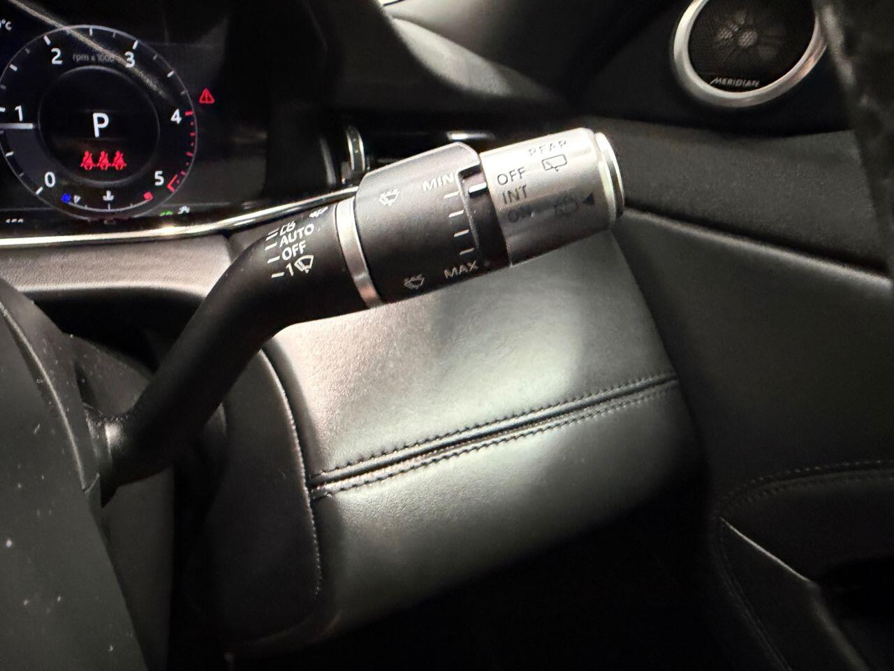 Land Rover Range Rover Evoque view 35