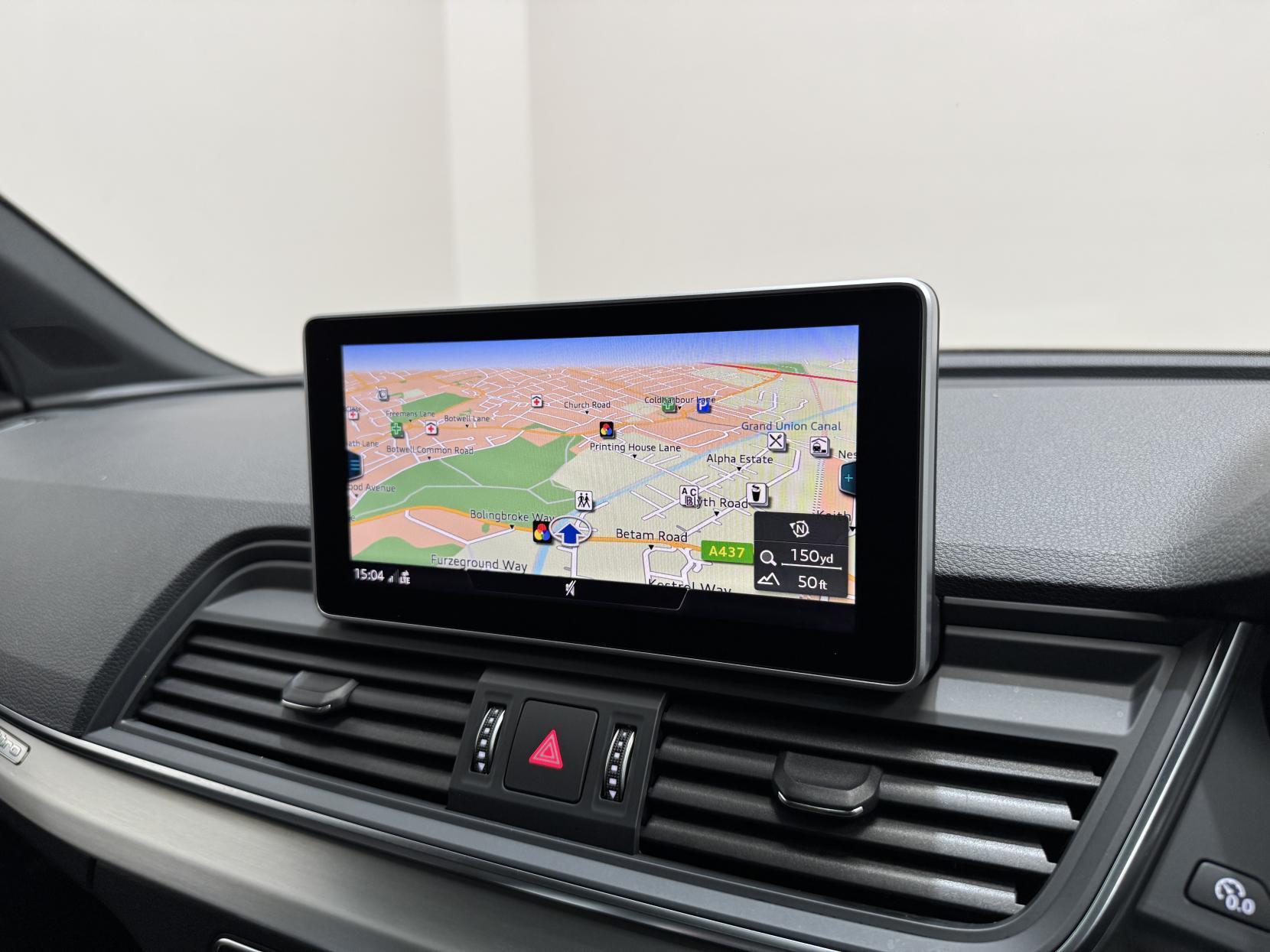 Audi Q5 view 29