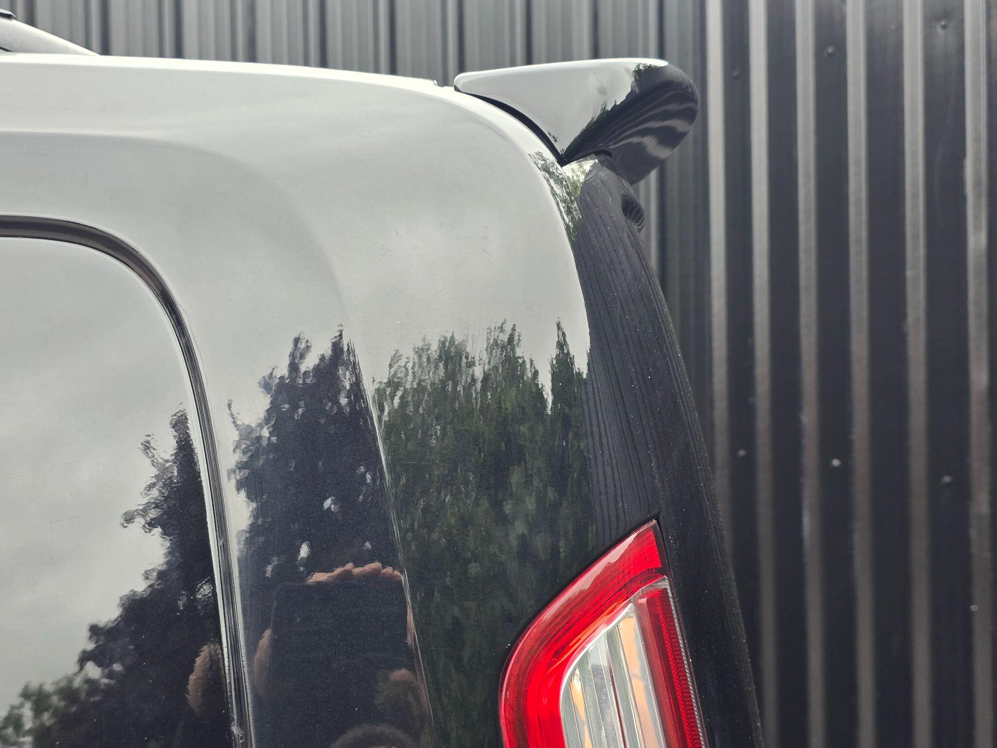 Ford Transit Custom view 66