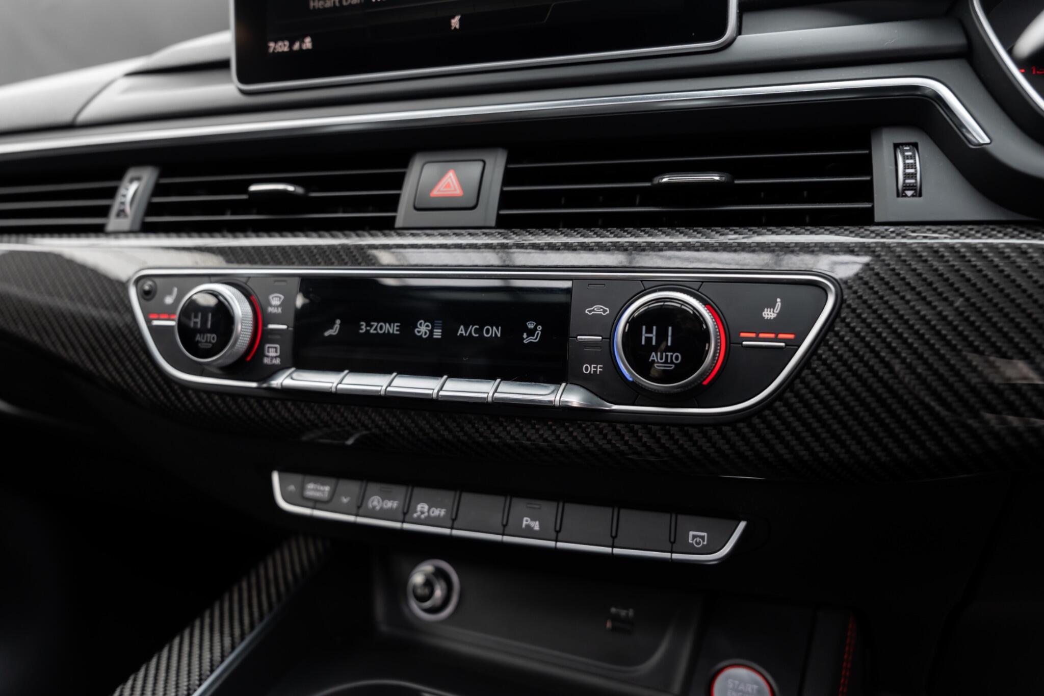 Audi RS5 view 44