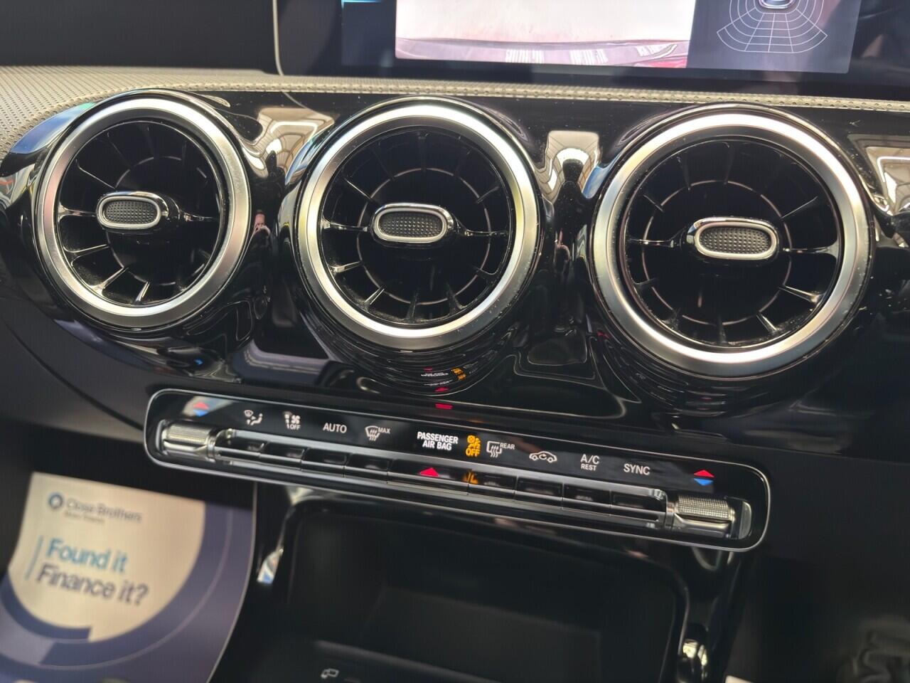 Mercedes-Benz A-Class view 33