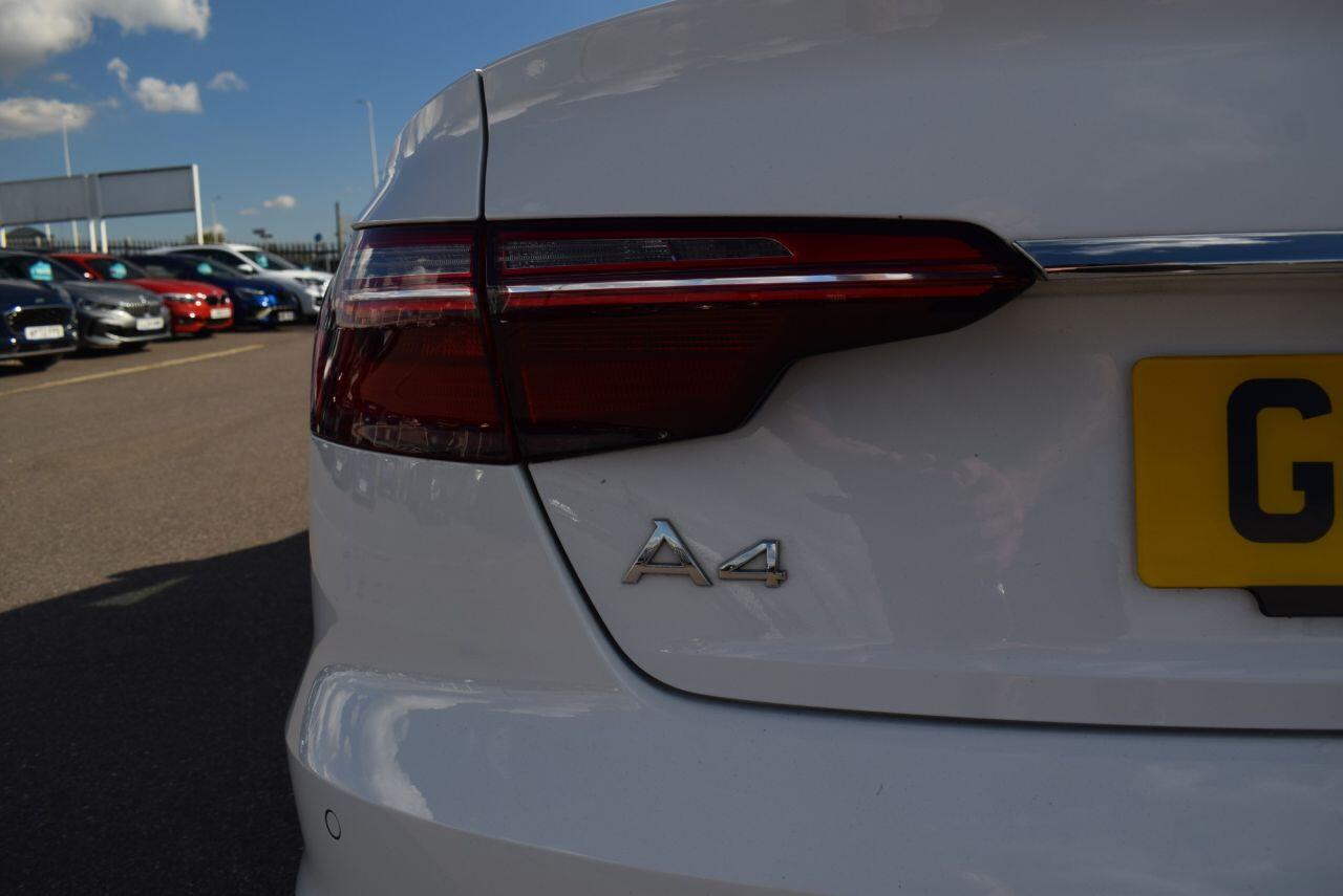 Audi A4 view 21