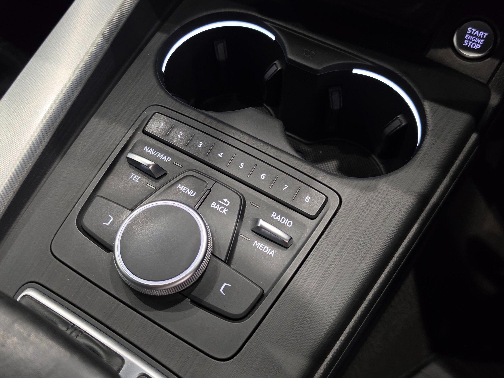 Audi A4 view 34