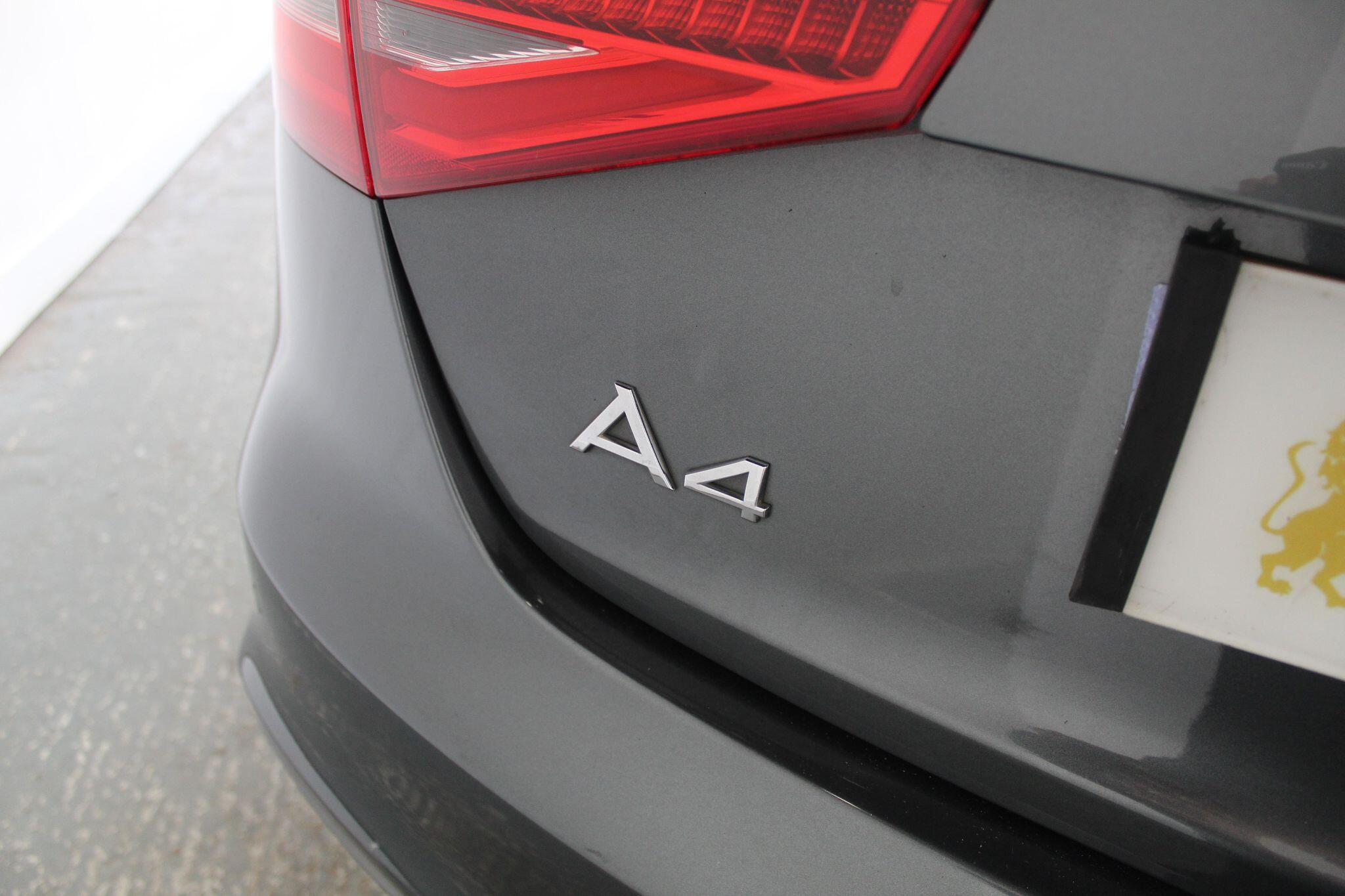 Audi A4 view 19