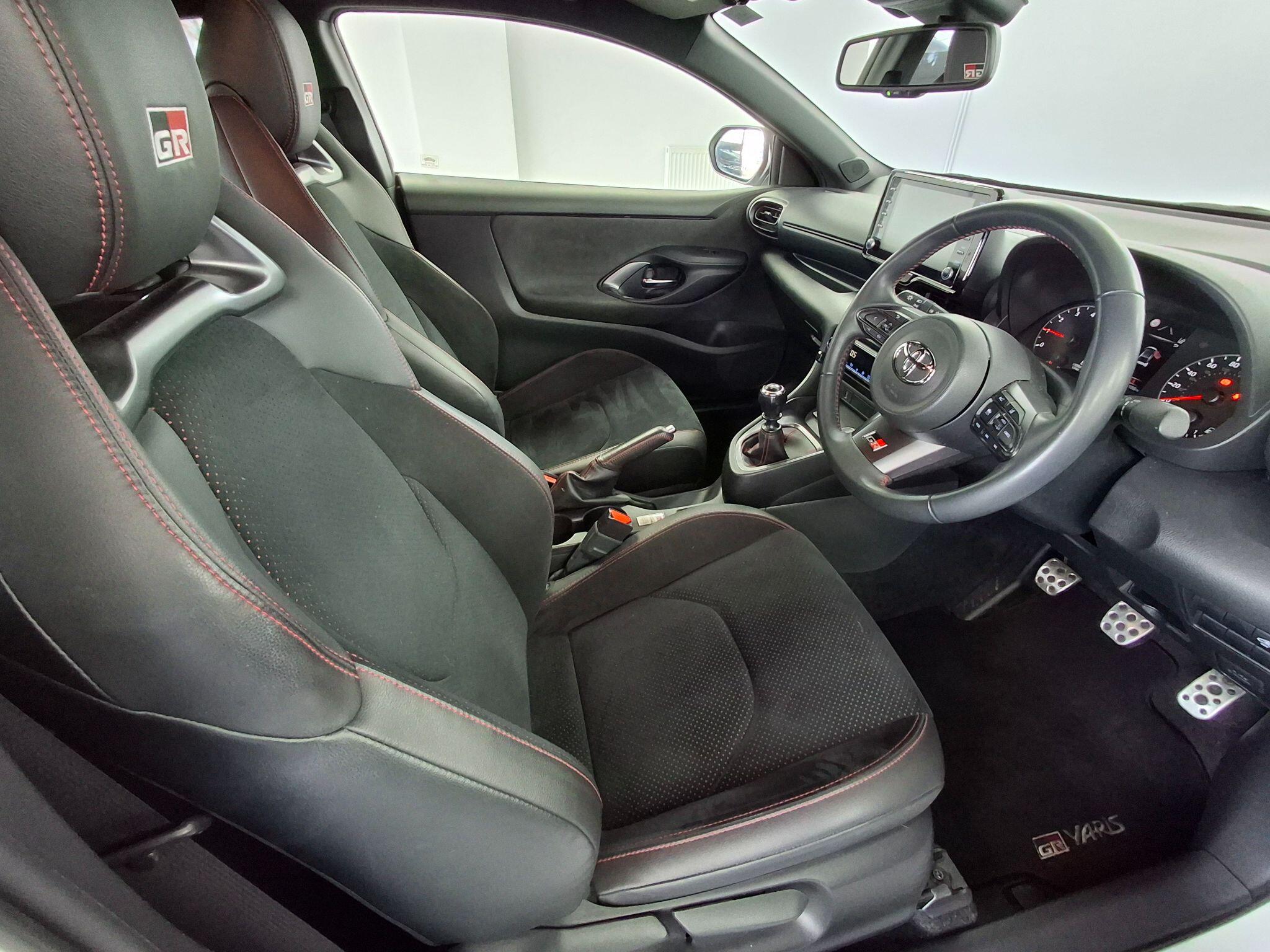 Toyota Yaris view 46