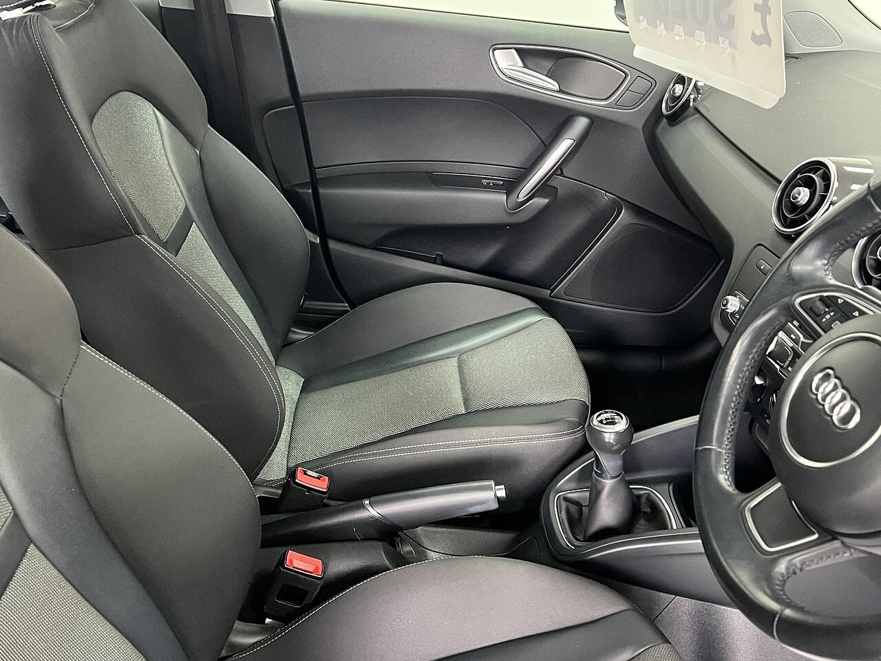 Audi A1 view 8