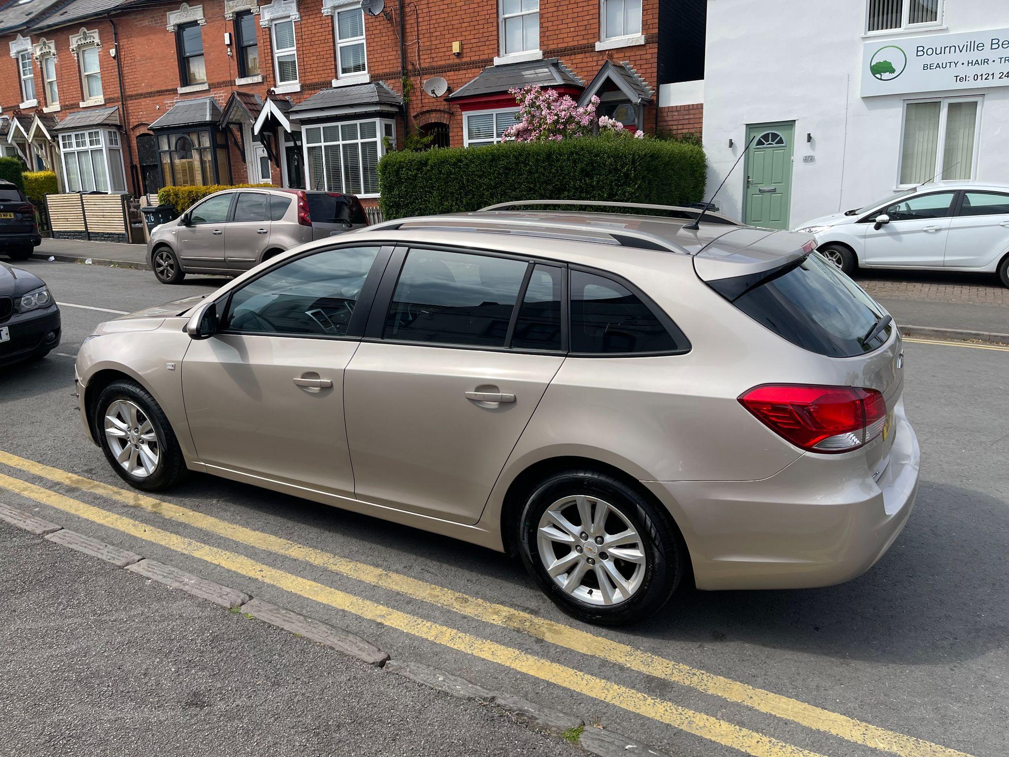 Chevrolet Cruze view 19