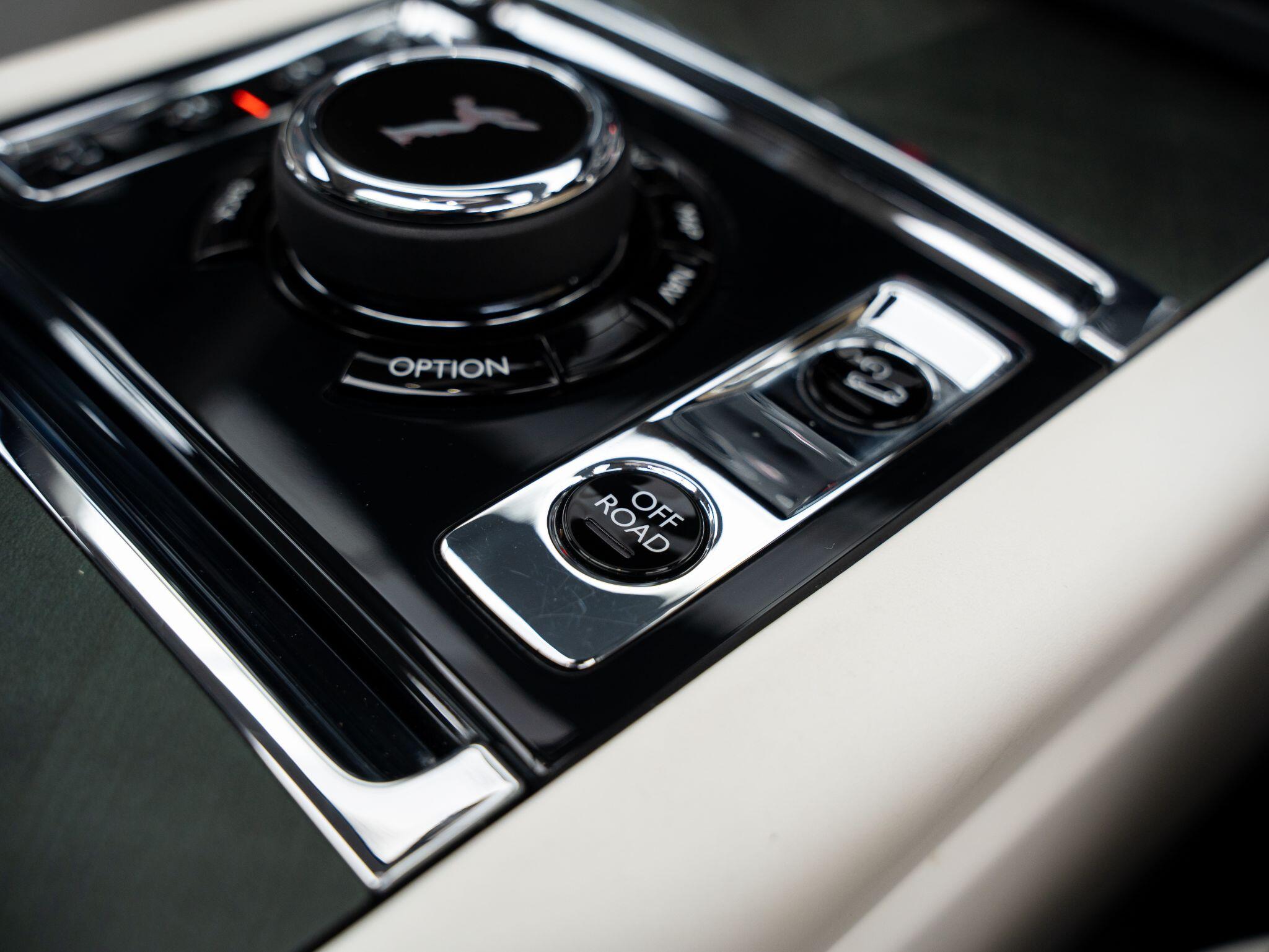 Rolls-Royce Cullinan view 33