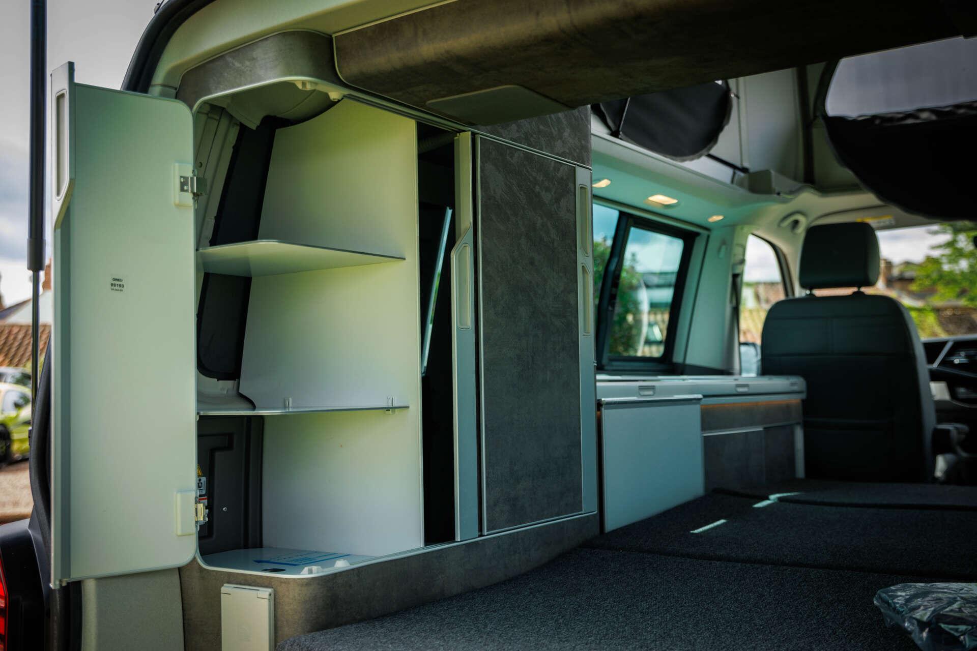 Volkswagen California view 44