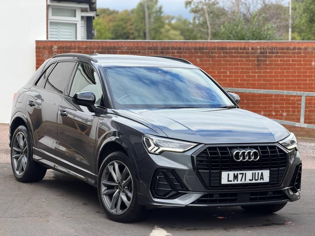 Audi Q3 view 59