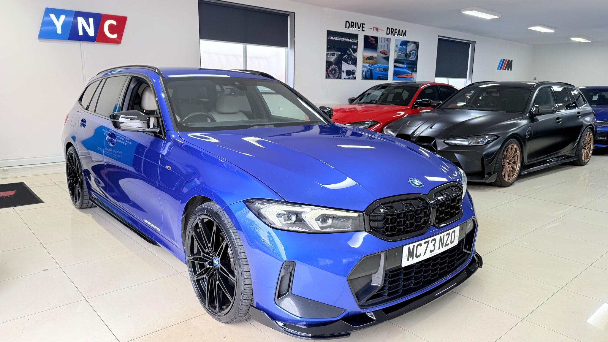 BMW 3 Series view 5