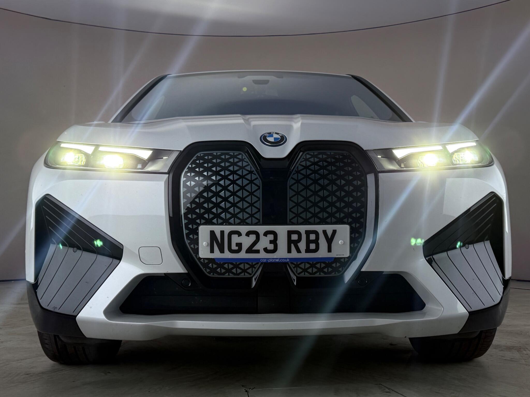 BMW Ix view 63
