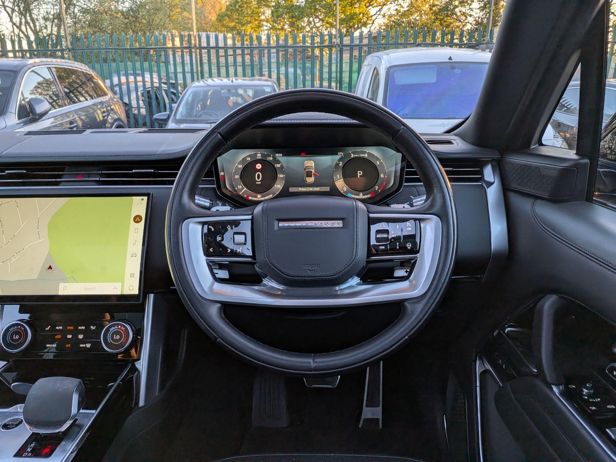 Land Rover Range Rover view 38