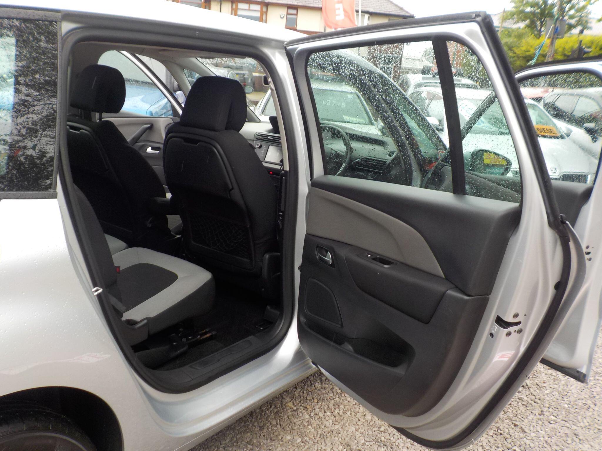 Citroen Grand C4 Picasso 1.6 e-HDi VTR+ Euro 5 (s/s) 5dr