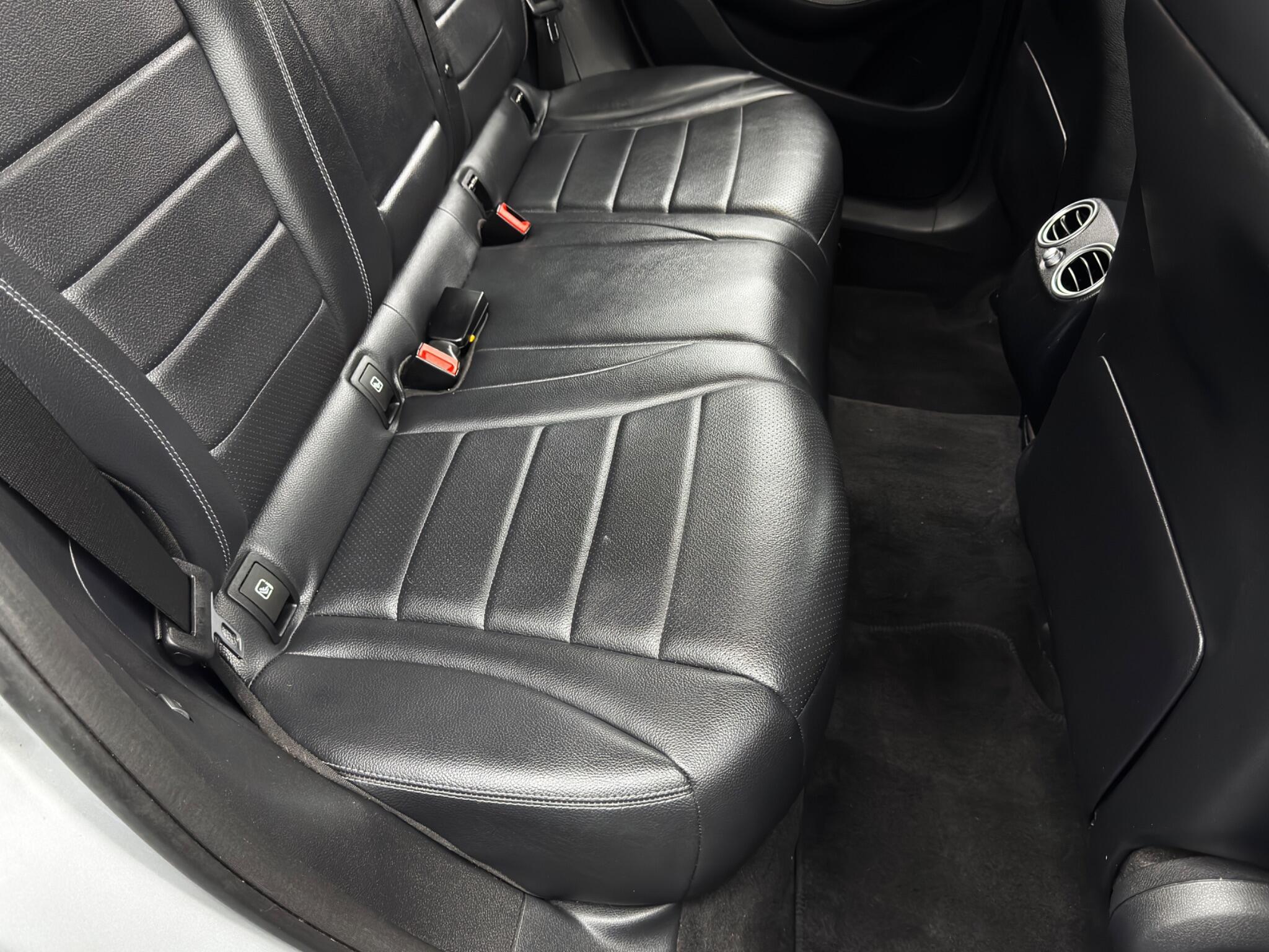 Mercedes-Benz GLC view 16