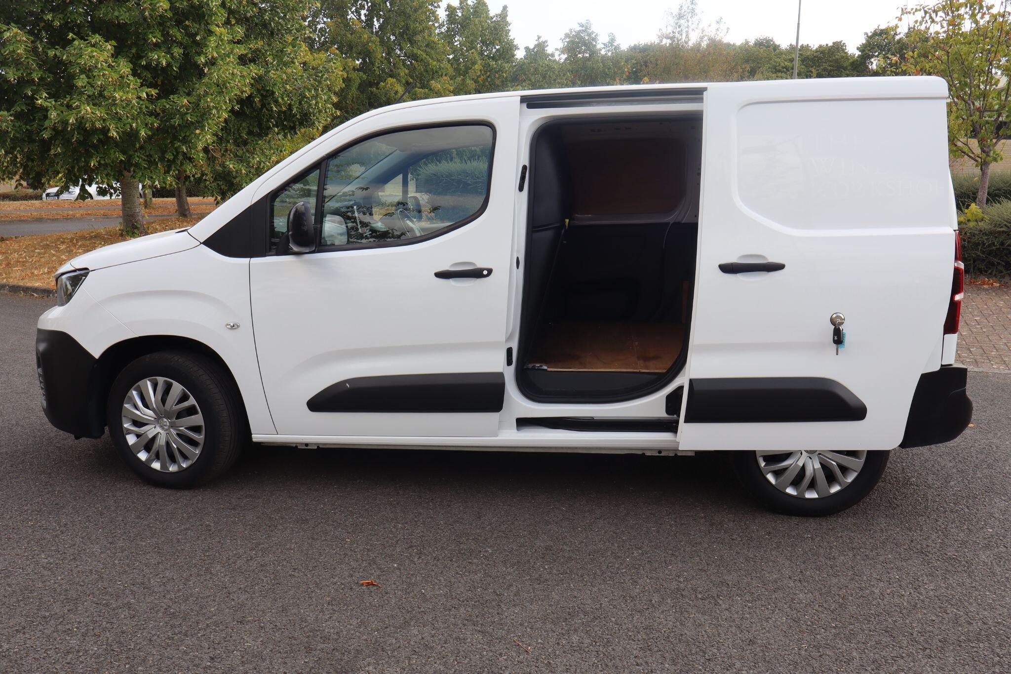 van-images