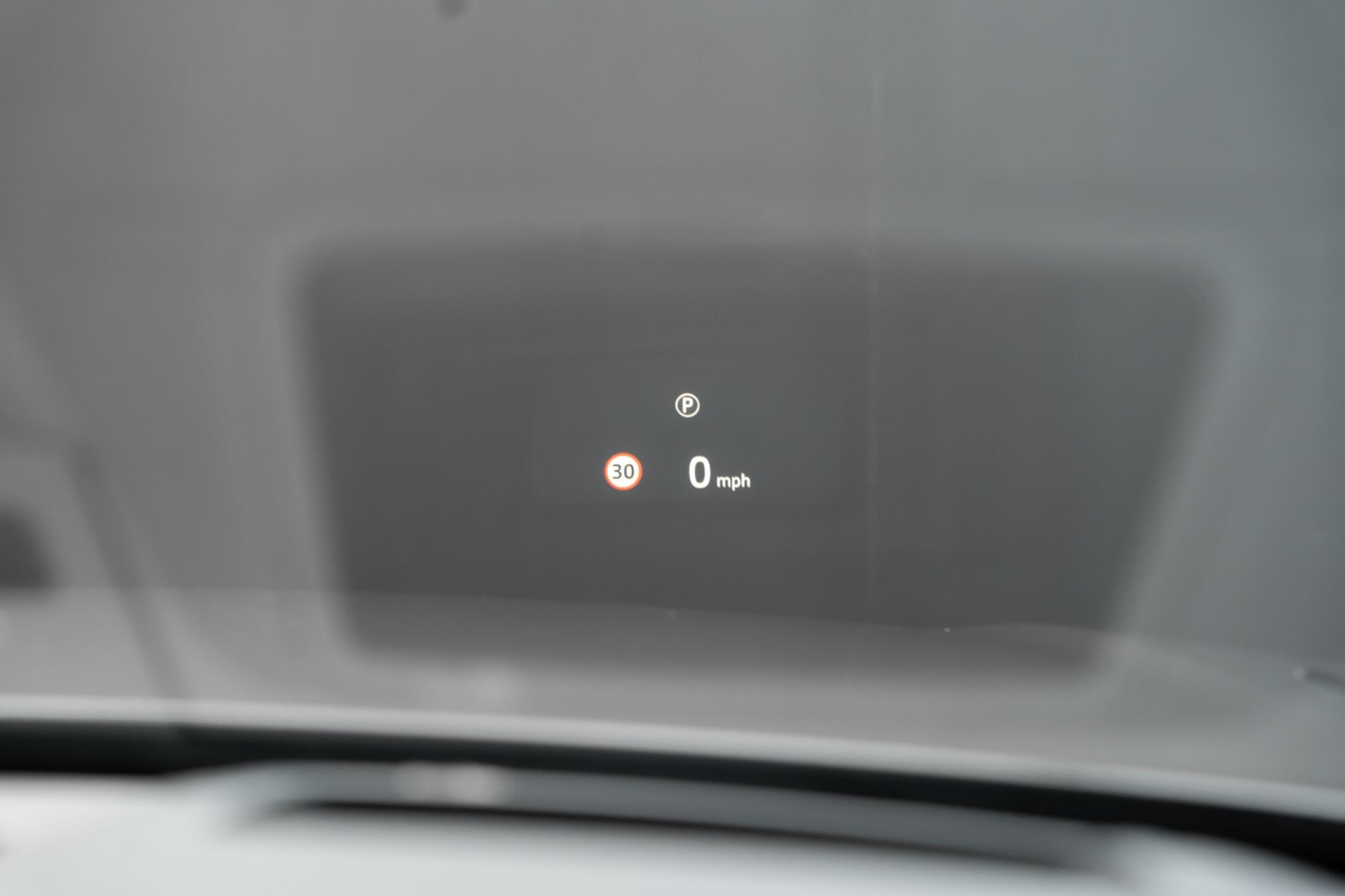 Land Rover Range Rover Velar view 9