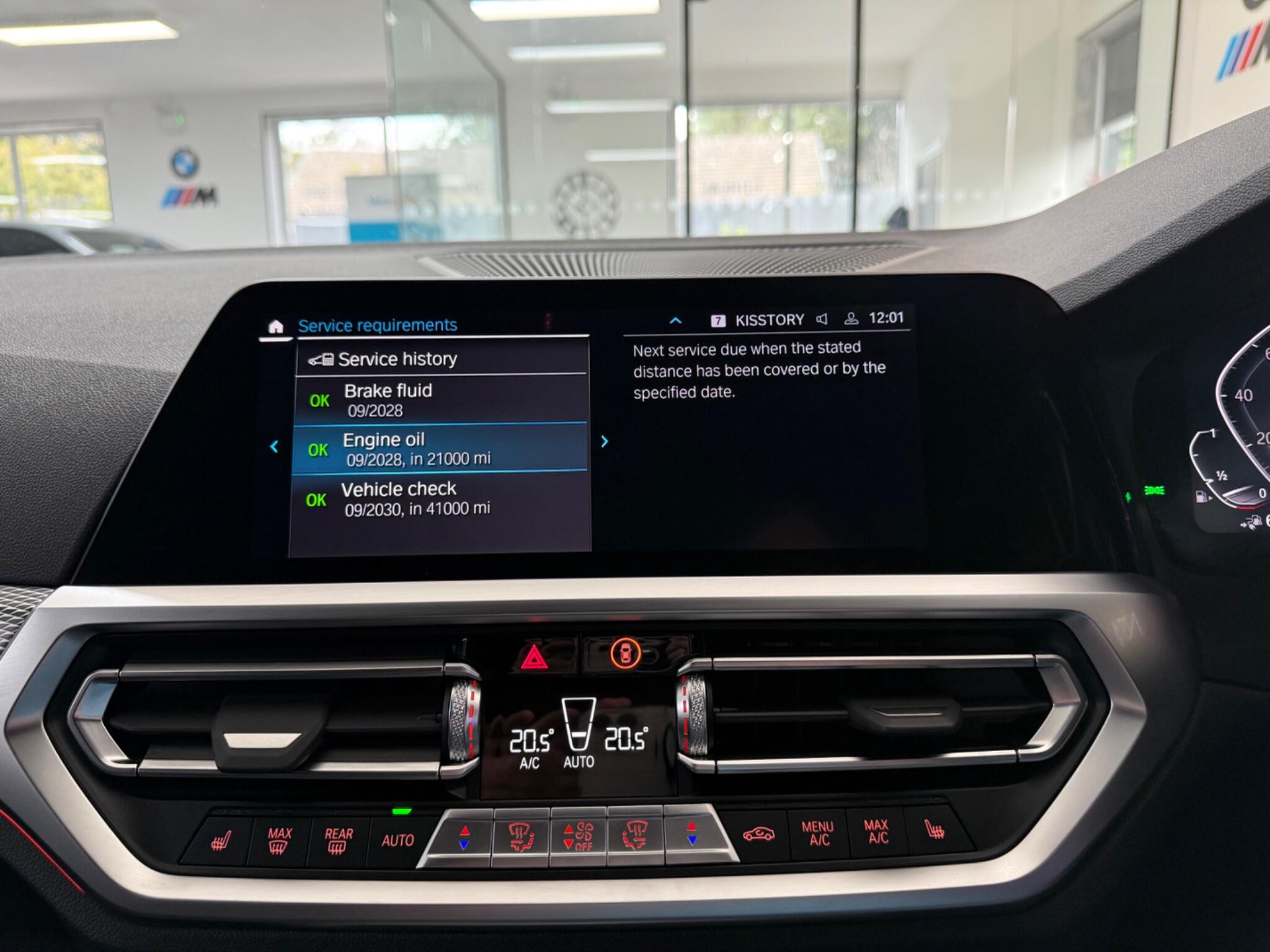 BMW 3 Series view 15