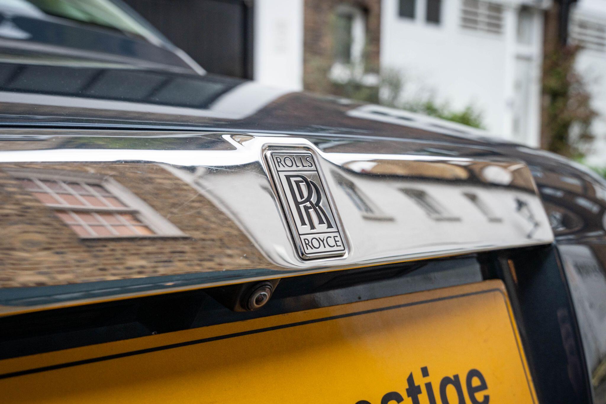 Rolls-Royce Phantom view 53
