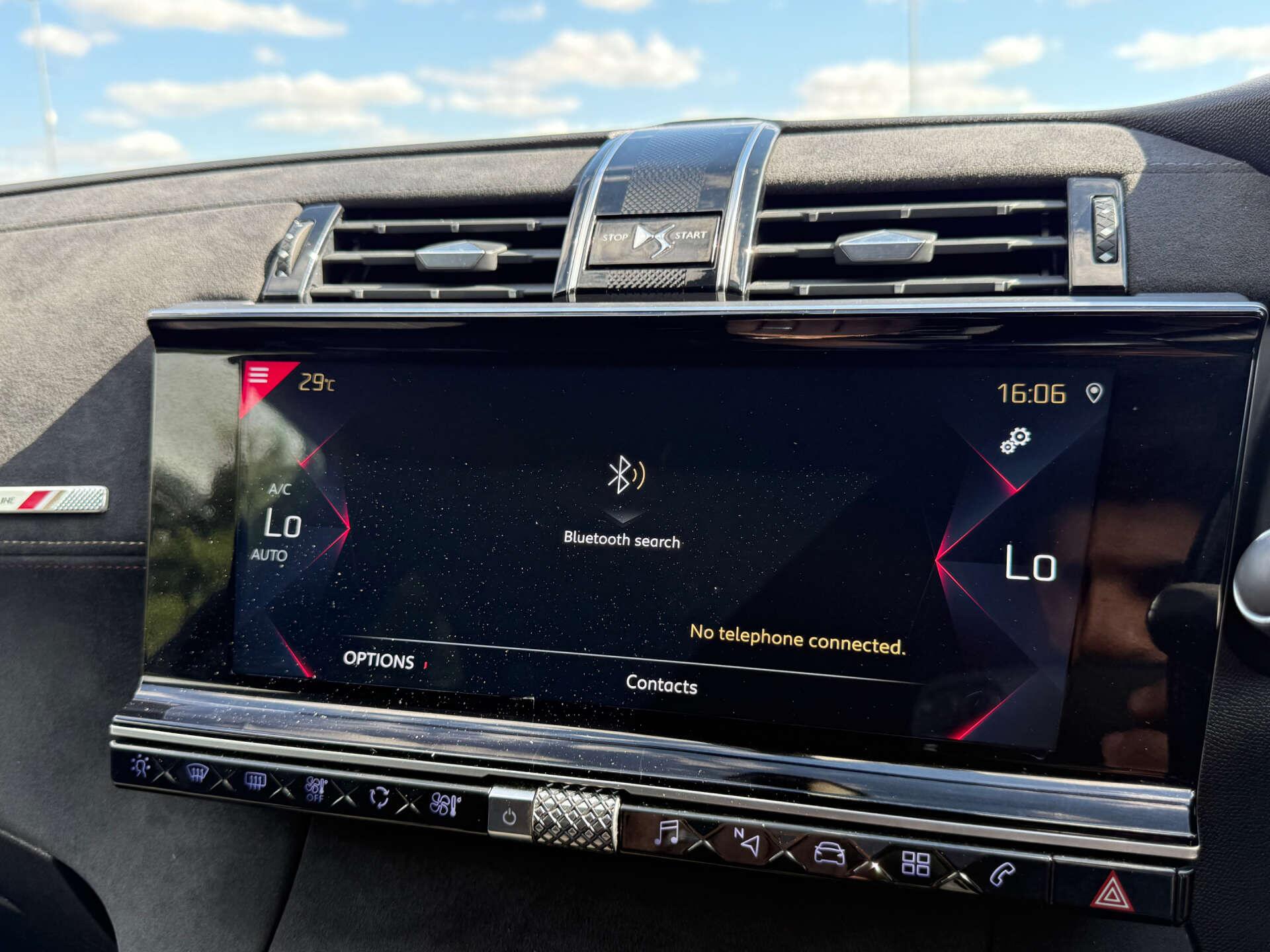 DS Automobiles DS 7 Crossback view 57