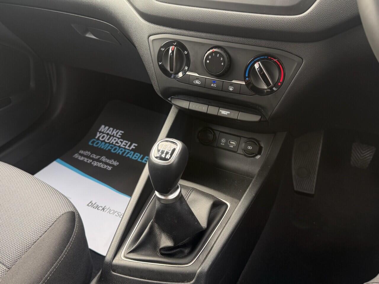 Hyundai I20 view 20