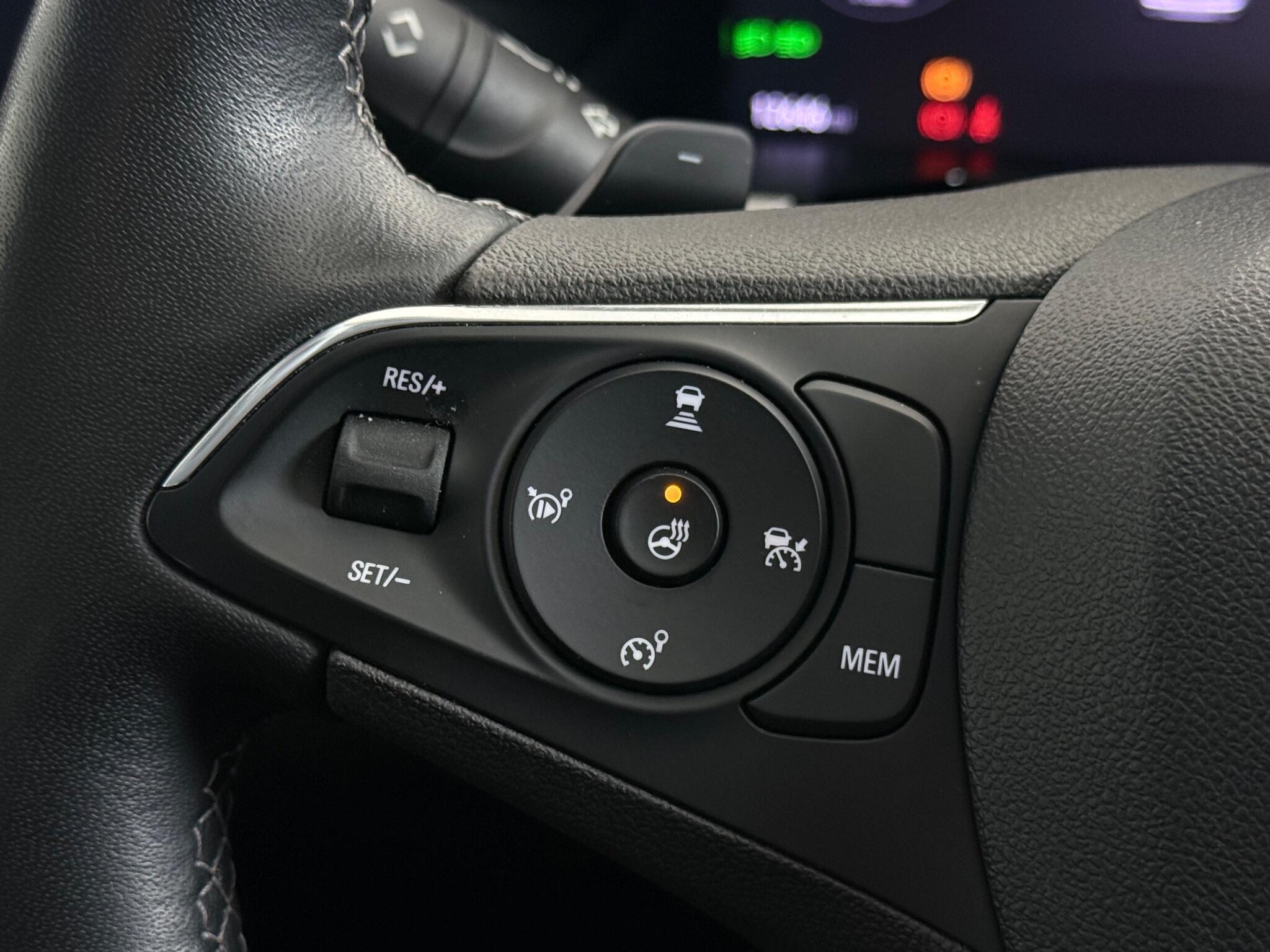Vauxhall Grandland view 19