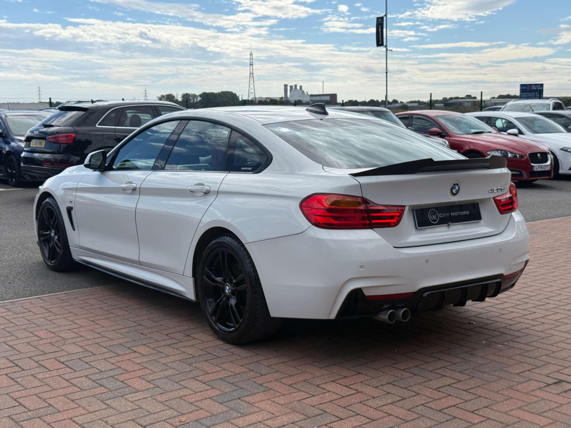 BMW 4 Series view 30