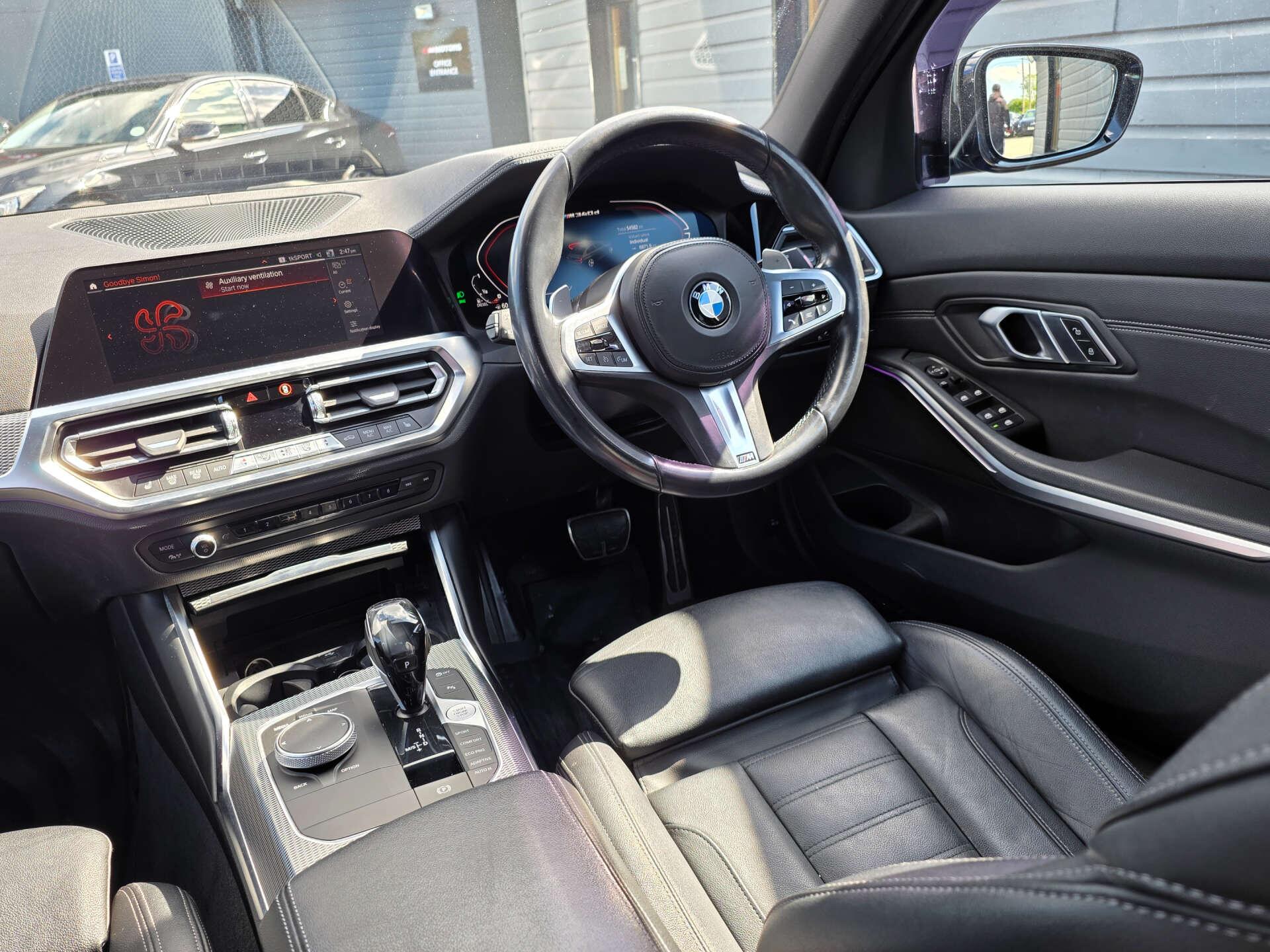 BMW 3 Series view 48