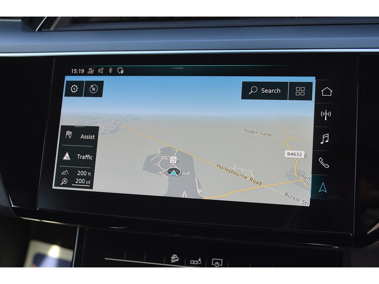 Audi E-Tron view 17