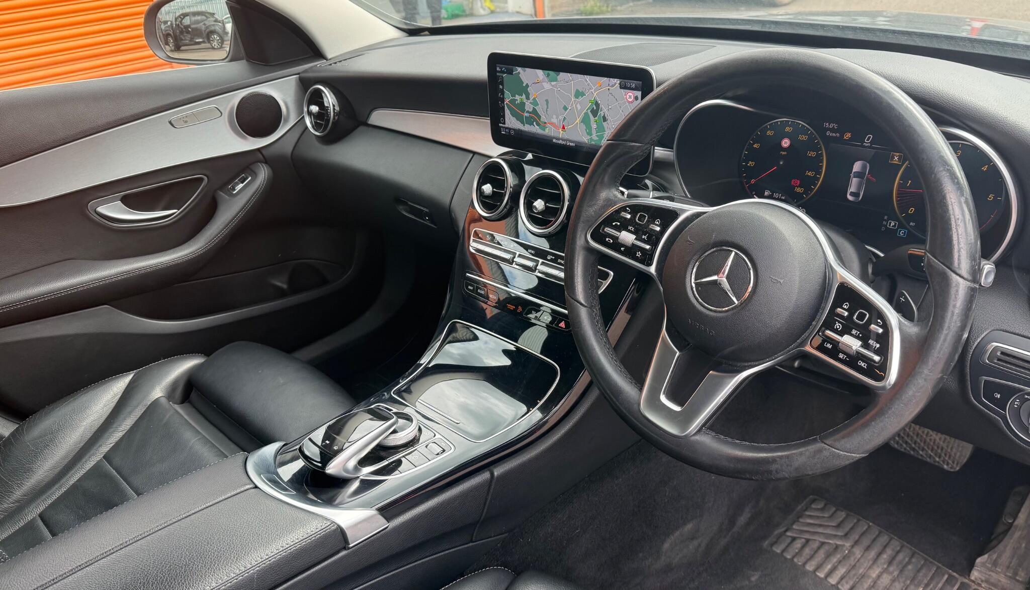 Mercedes-Benz C Class view 12