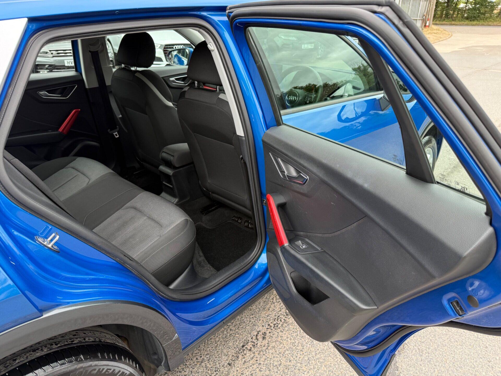 Audi Q2 view 31
