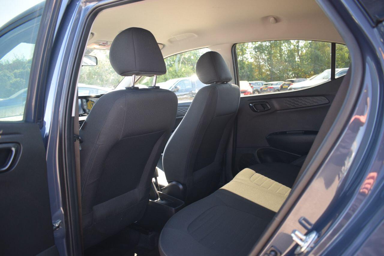 Hyundai I10 view 15
