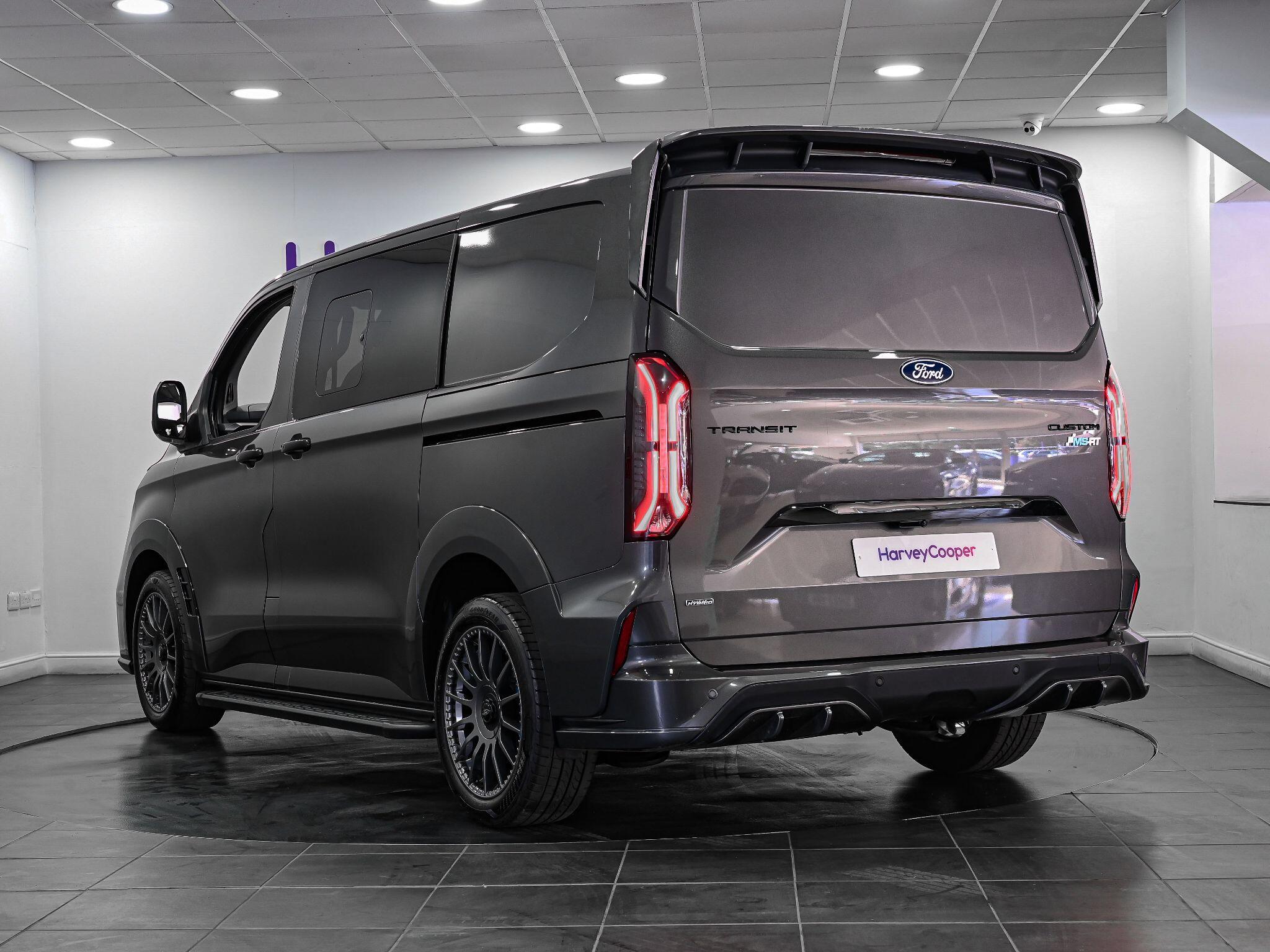 Ford Transit Custom view 5