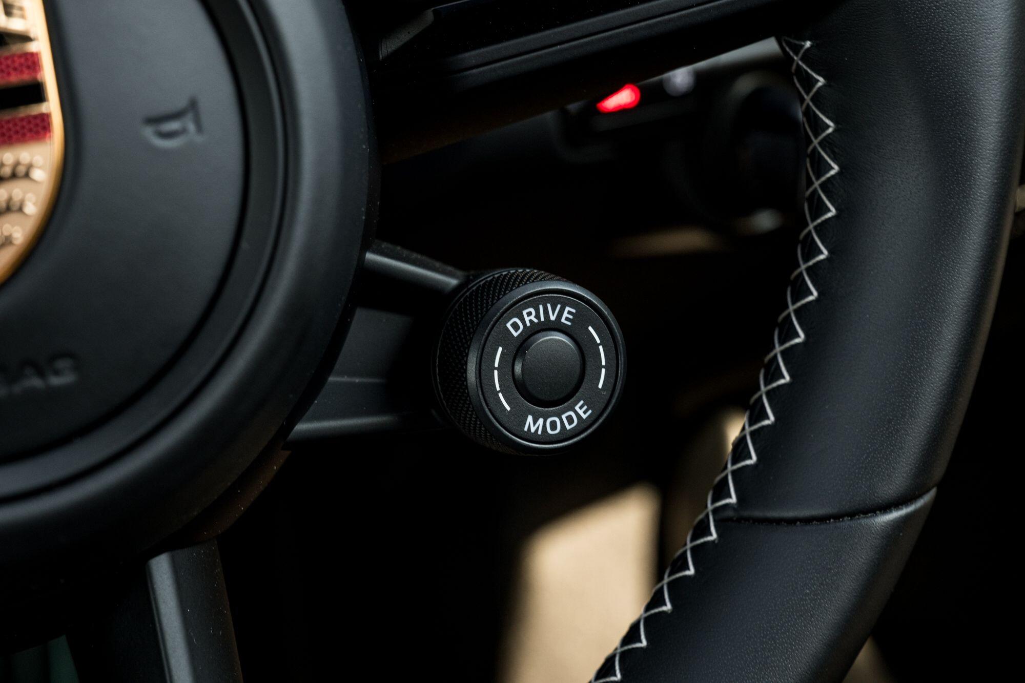 Porsche 911 view 52