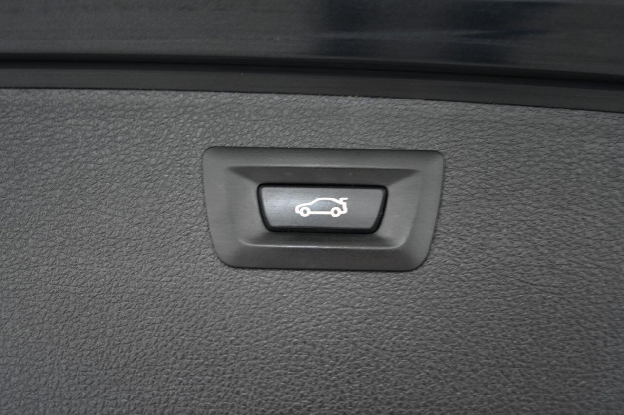 BMW 3 Series view 46