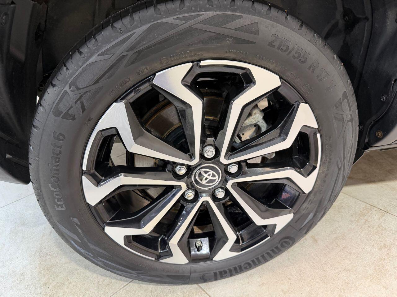 Toyota Yaris Cross view 31