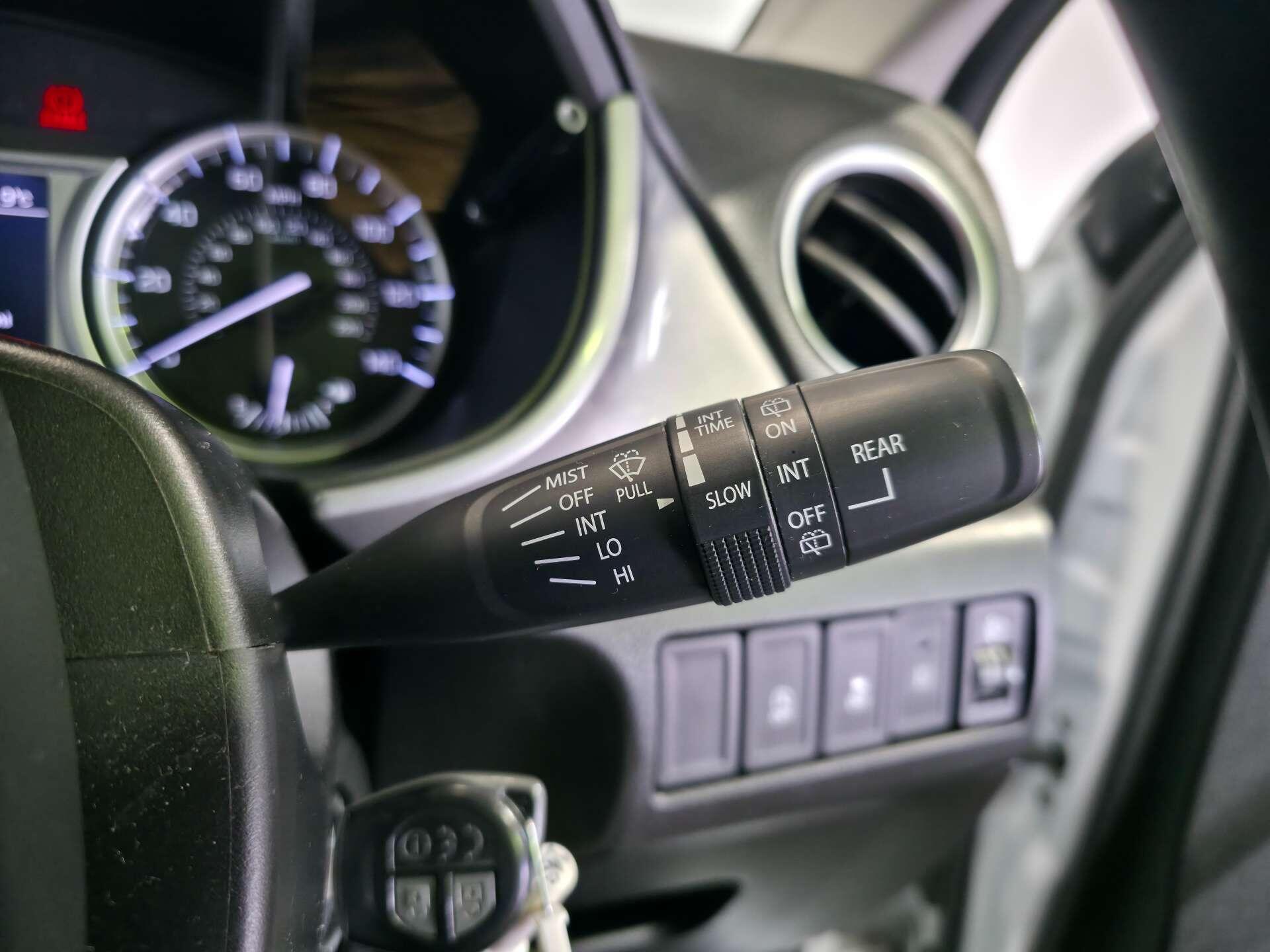 Suzuki Vitara view 30