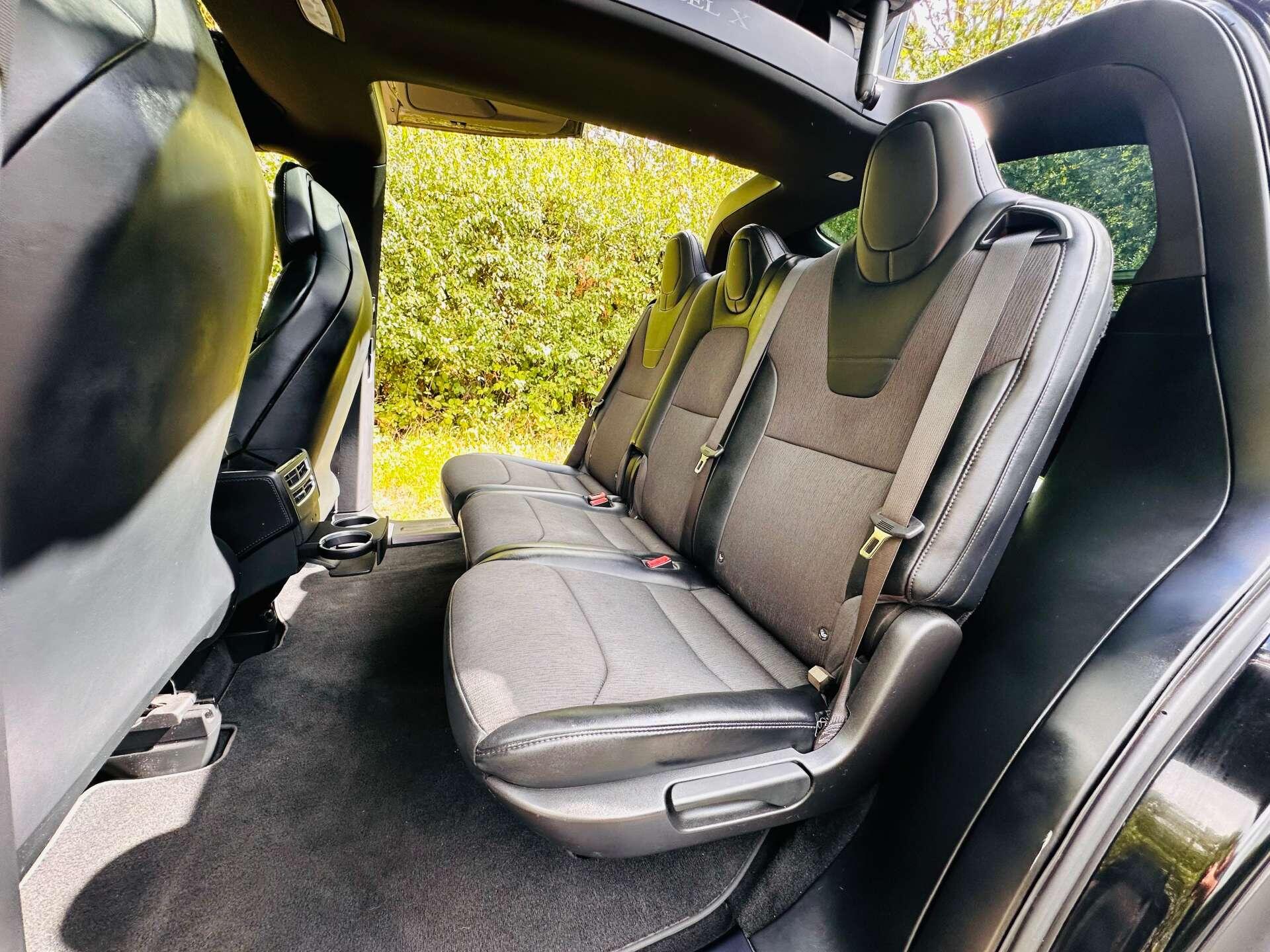 Tesla Model X view 23