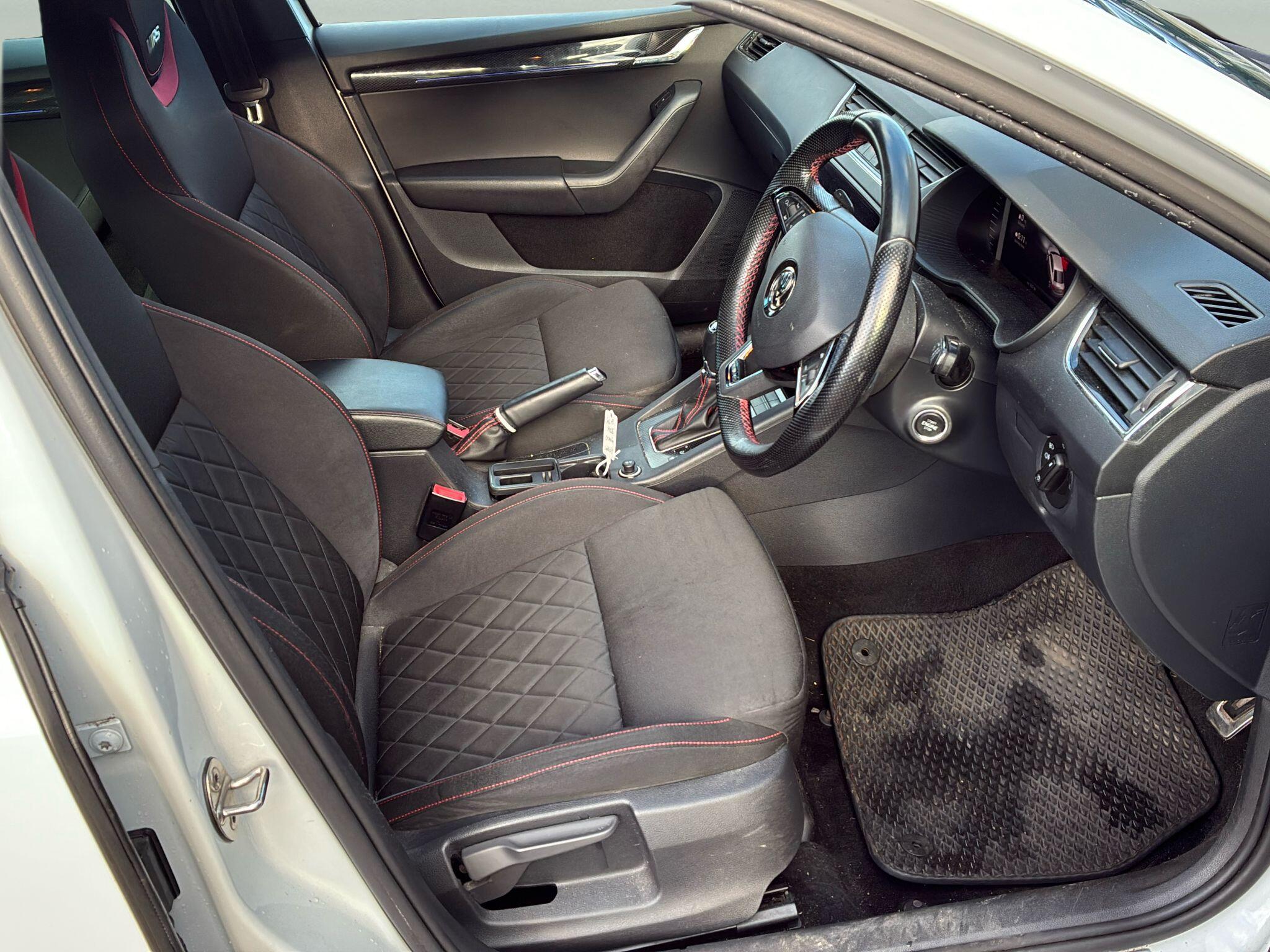 Skoda Octavia view 8