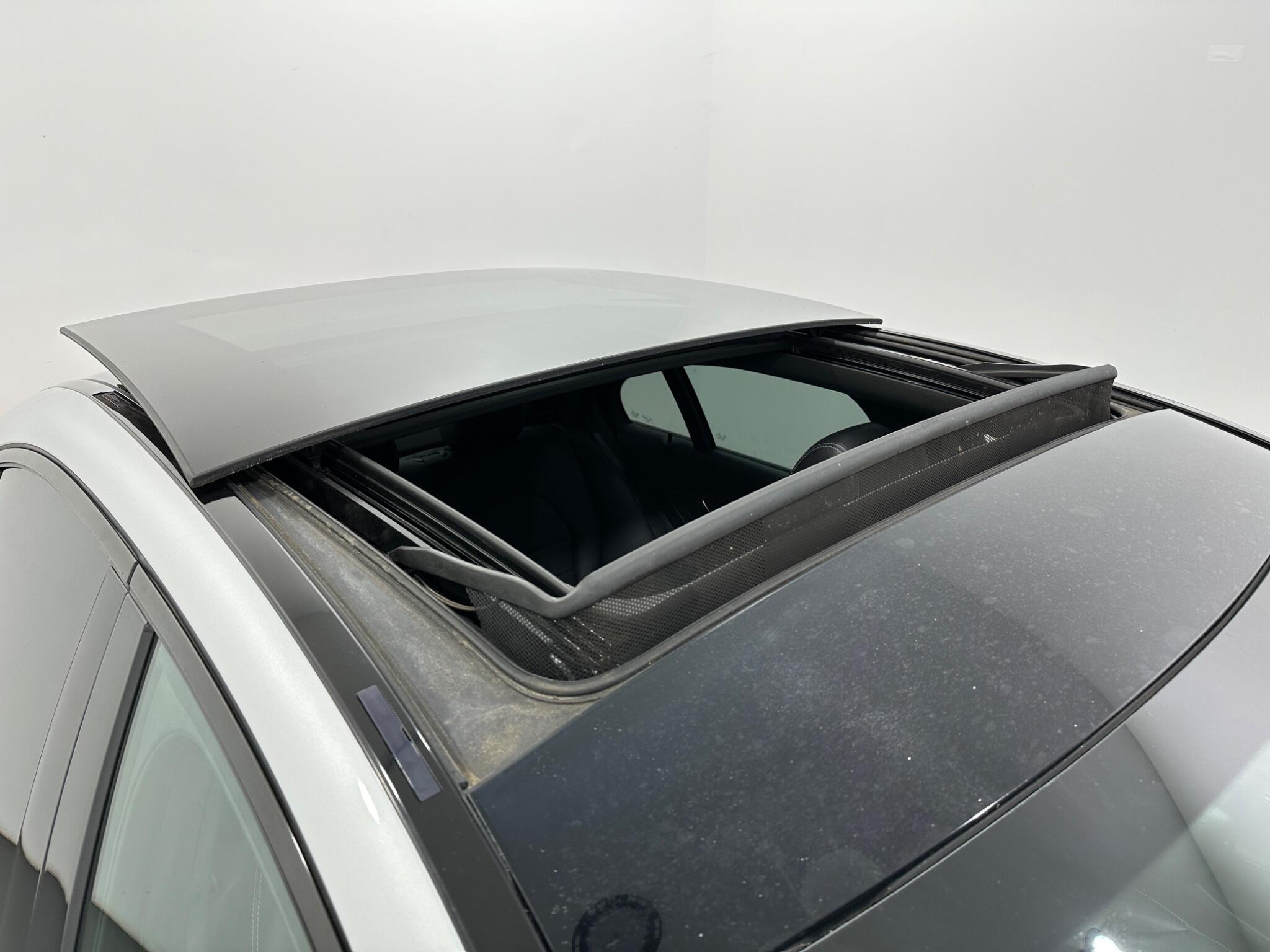 Mercedes-Benz C Class view 56