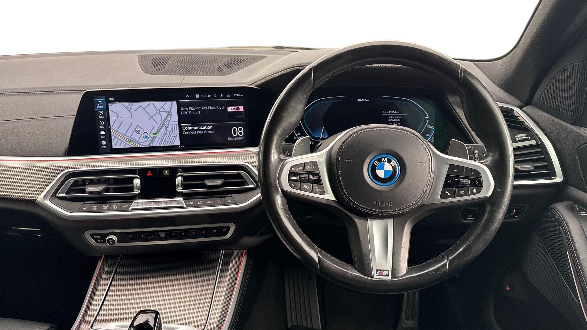 BMW X5 view 5
