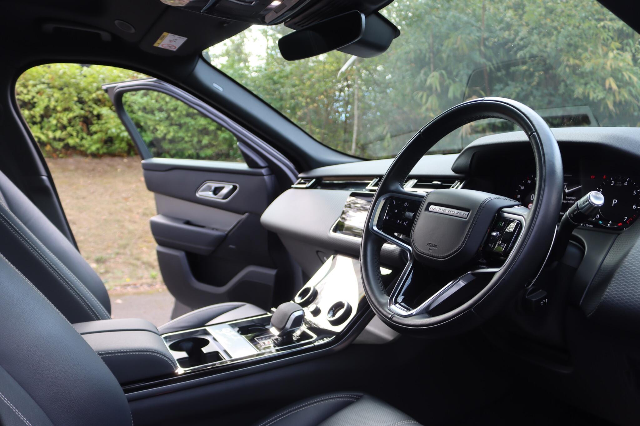 Land Rover Range Rover Velar view 35