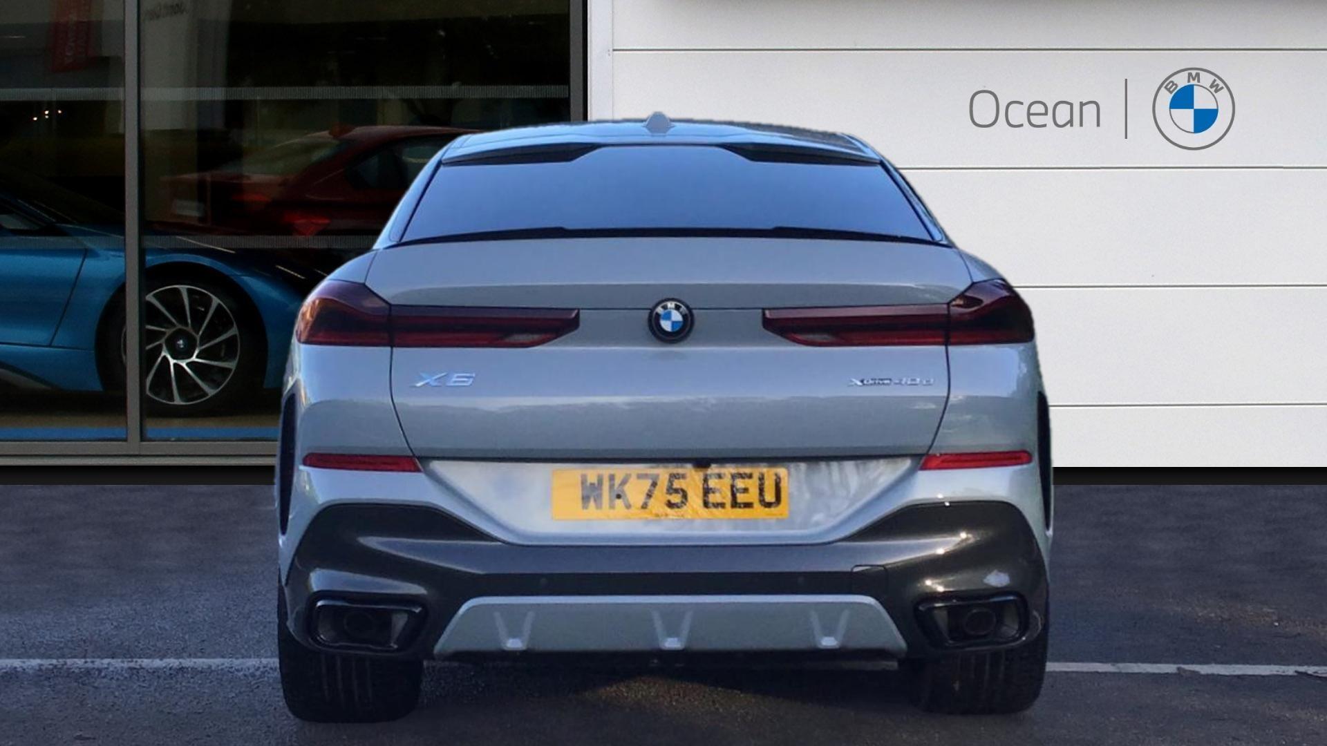 BMW X6 view 15