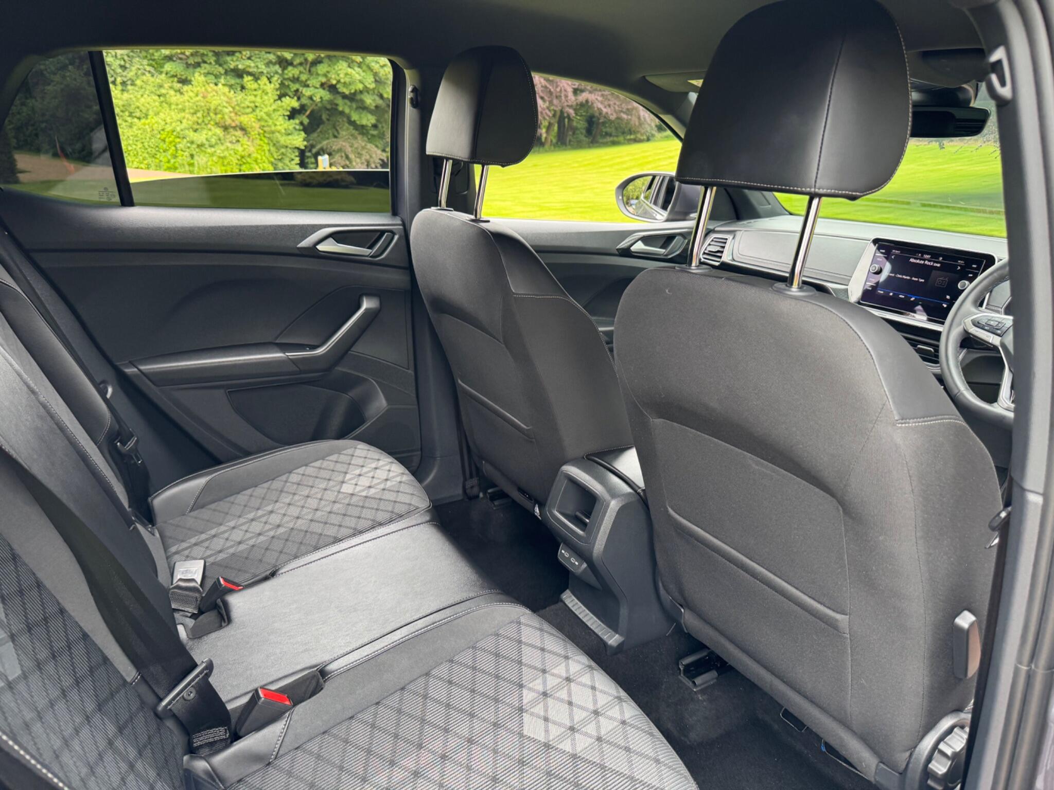 Volkswagen T-Cross view 17